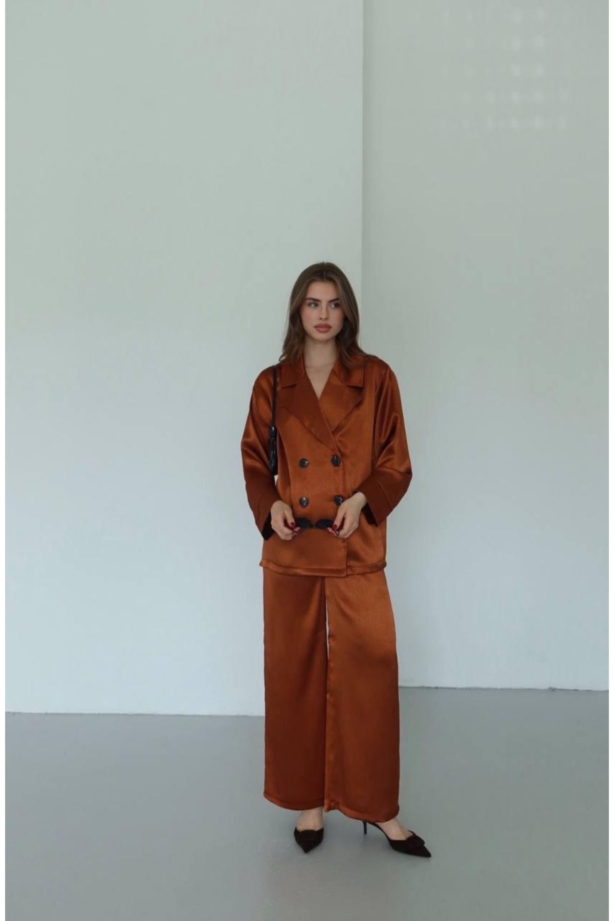Ekim Store Yeni Sezon Saten Gömlek Pantolon Blazer Takım