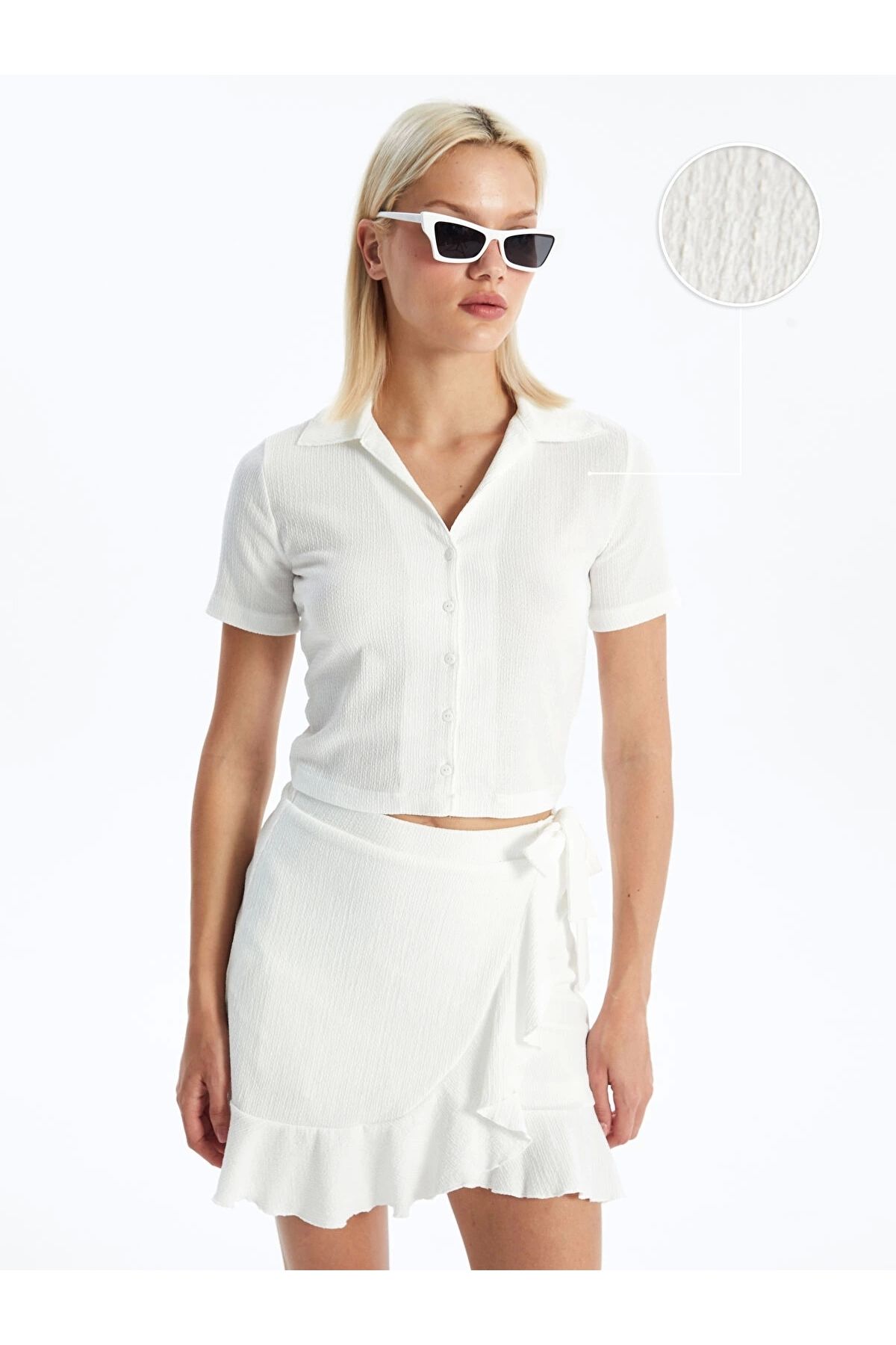 LC Waikiki LCW Vision Ekru Polo Yaka Düz Kısa Kollu Kadın Bluz