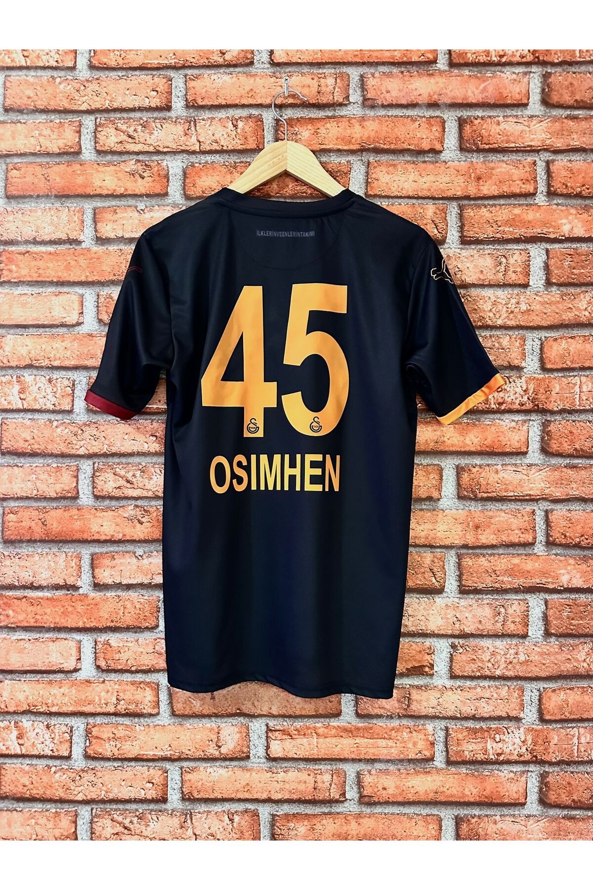BYSPORTAKUS G'.â.l.a.t.â.s.a.r.â.y 2024/25 Yeni Sezon Siyah O'.s.i.m.h.e.n Özel Forması Maske Hediyeli