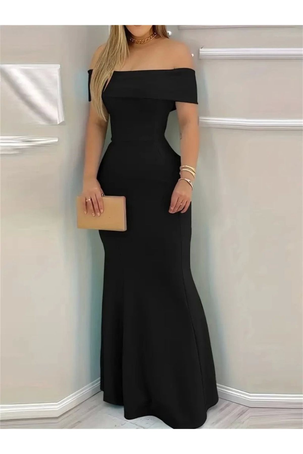 Butik Kadın Kısa Kollu Madonna Yaka Belden Oturtmalı Uzun Ithal Krep Elbise