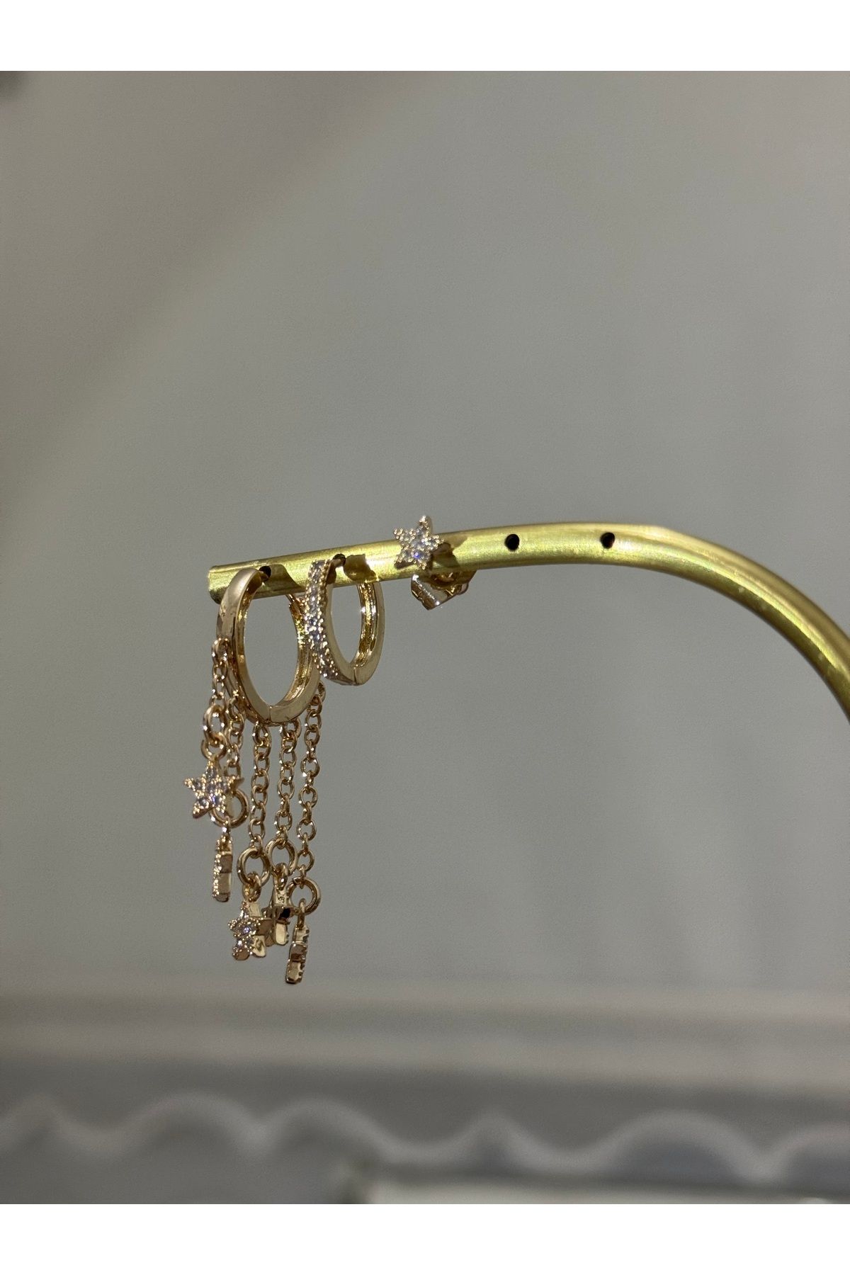 XUPING JEWELRY 18K yıldız detaylı 3’lü çelik küpe seti paslanmaz kararmaz