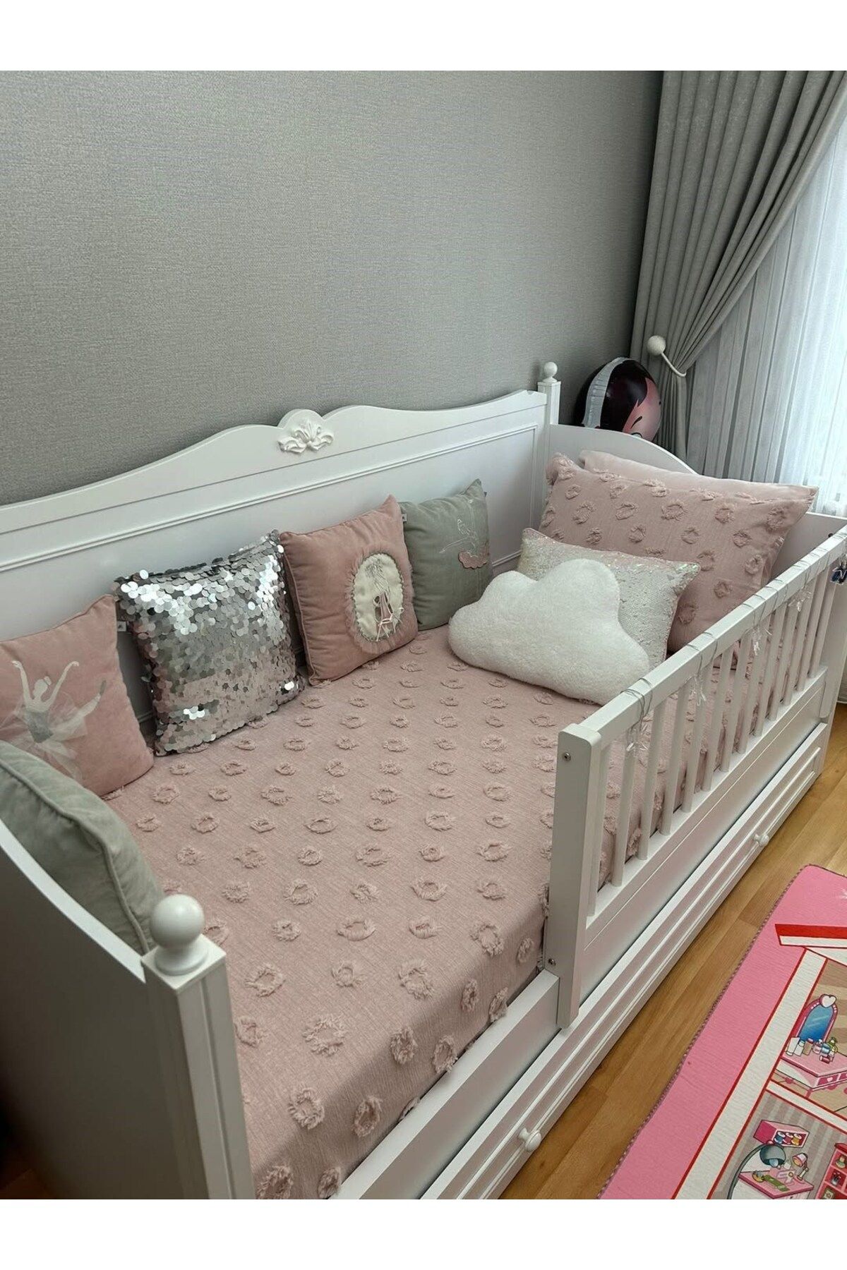 Tly Home Textiles YATAK ÖRTÜSÜ PONPONLU LASTİKLİ ( PUDRA )