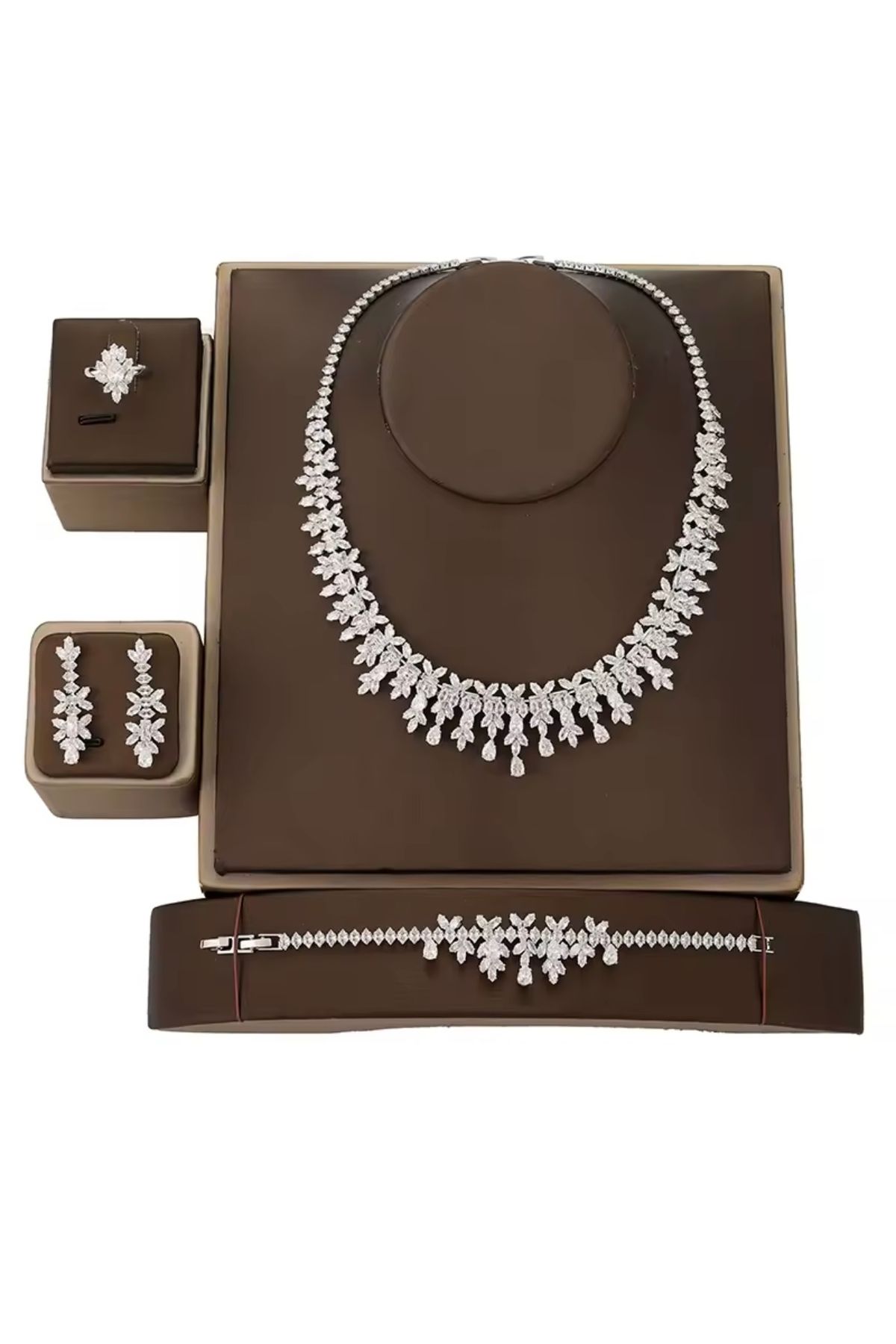 DESİGNEDBYD Liya Zirkon Taşlı Takı Seti Kolye Küpe Yüzük Bileklik Düğün Özel Gün/Gece Set Hediye