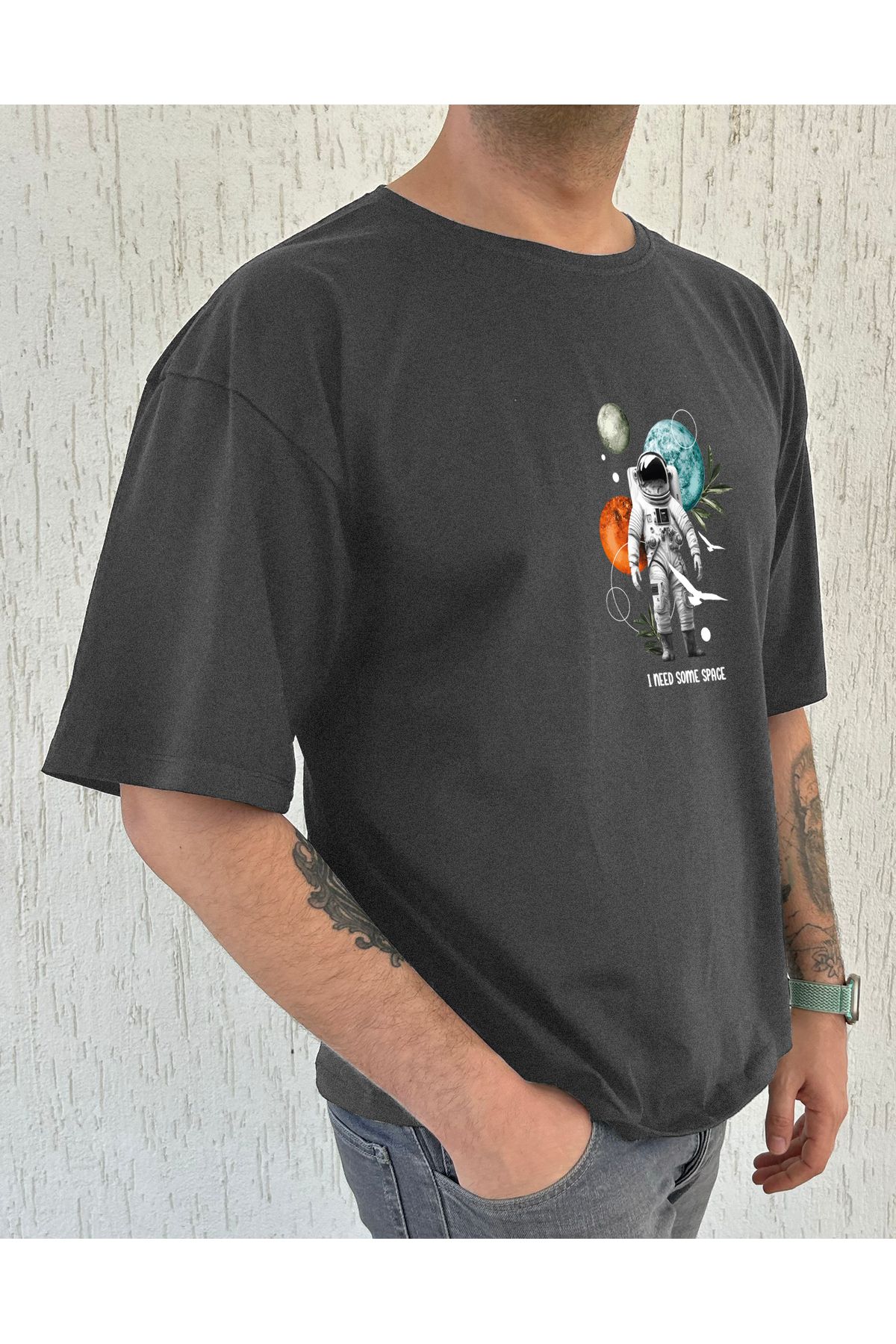 ClubSpaceAstro I Need Some Space Baskılı %100 Pamuk Oversize Erkek Tişört – Modern Tasarım, Salaş Kalıp