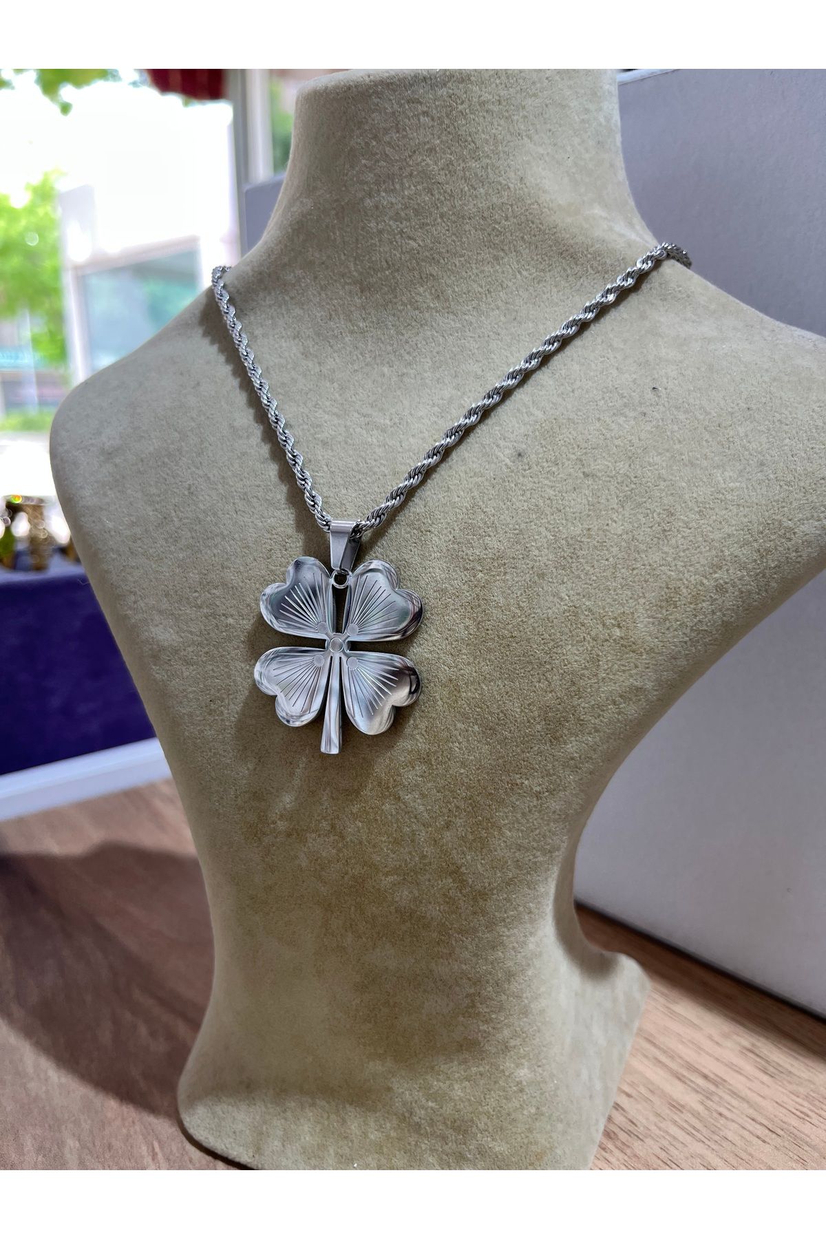 Tuwal Jewelry Paslanmaz Çelik Yonca Model Kolye