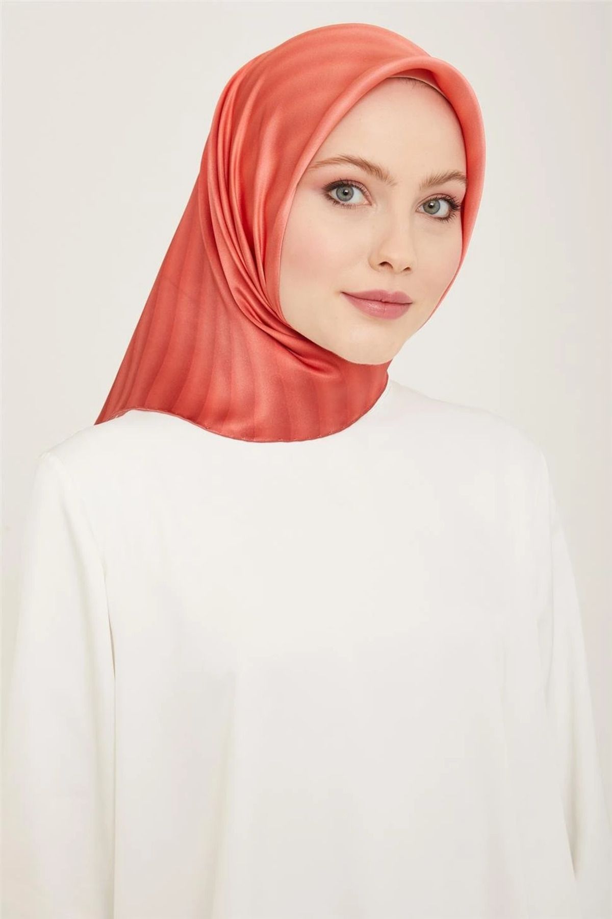 Armine Sura İpek Eşarp 9150D (S ) 90 x 90 Kiremit - 04