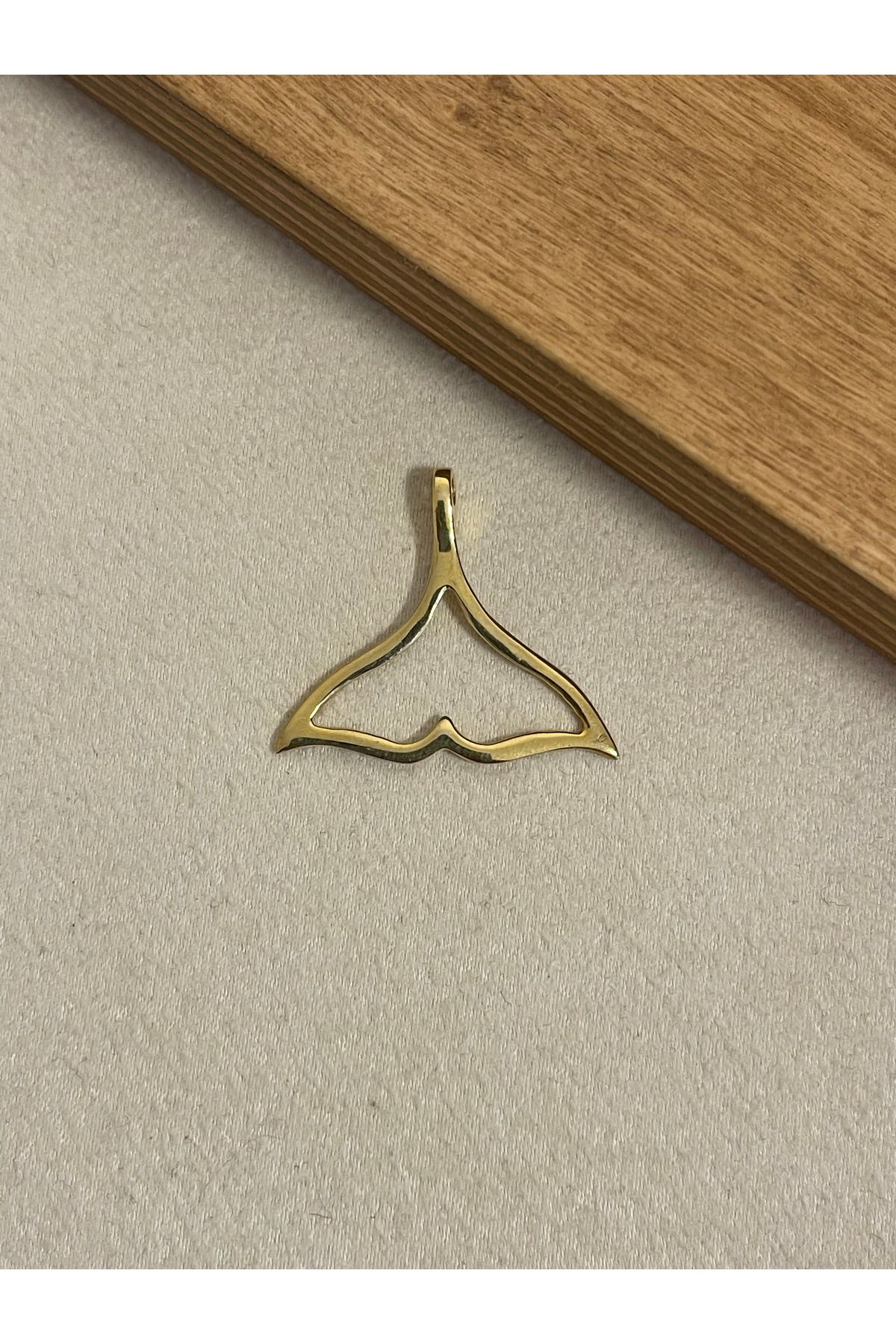 Rupen Kraft 925 Ayar Gümüş Gold Renk Balina Kuyruğu Model Kolye Ucu