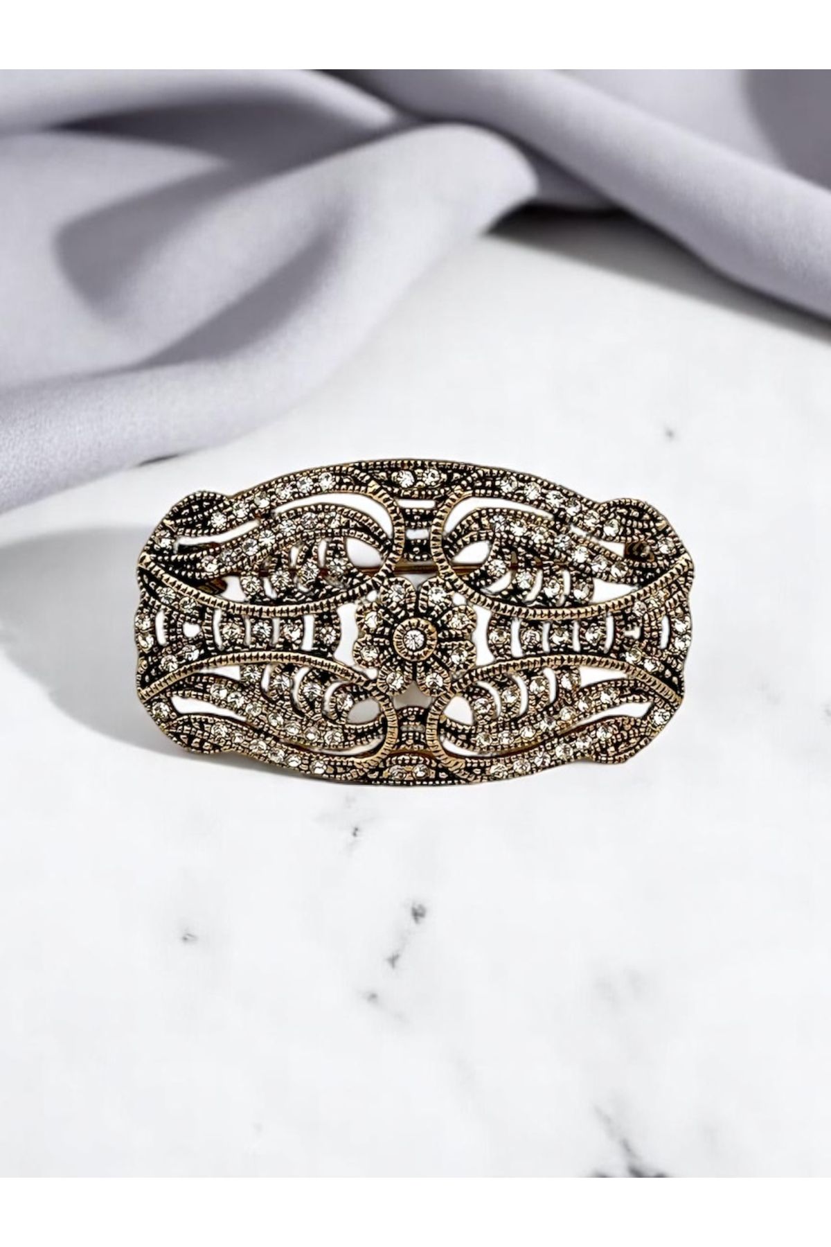 FUYA JEWELLERY Çiçek Detaylı Dikdörtgen Broş