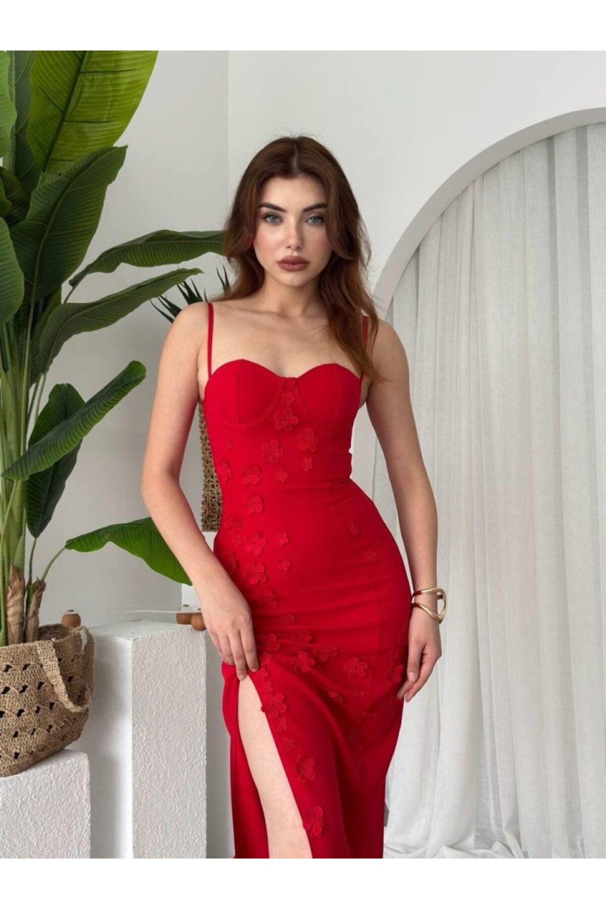 novafems Stor Gül Detaylı Elbise