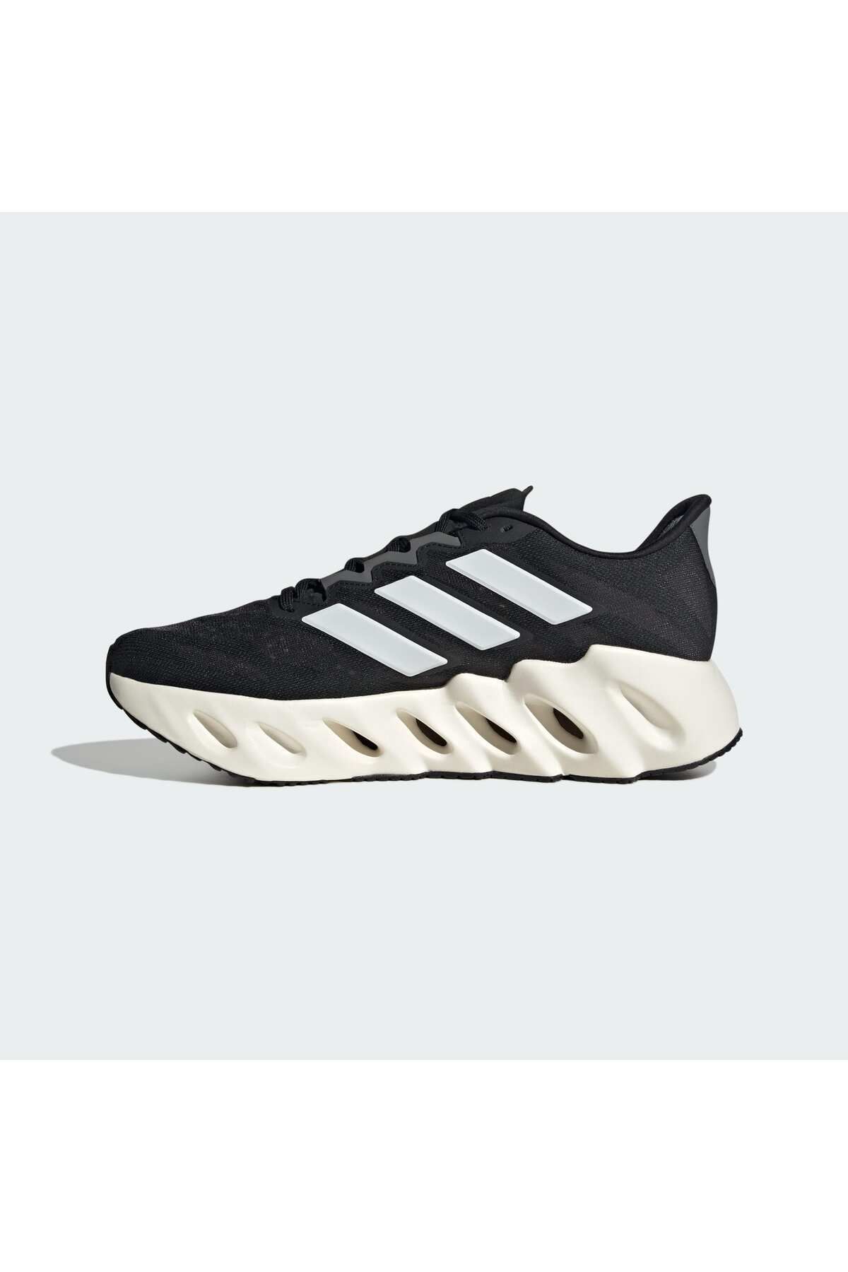 کفش دو و تمرین مشکی مردانه Run Switch Walking FWD M ID1780 adidas