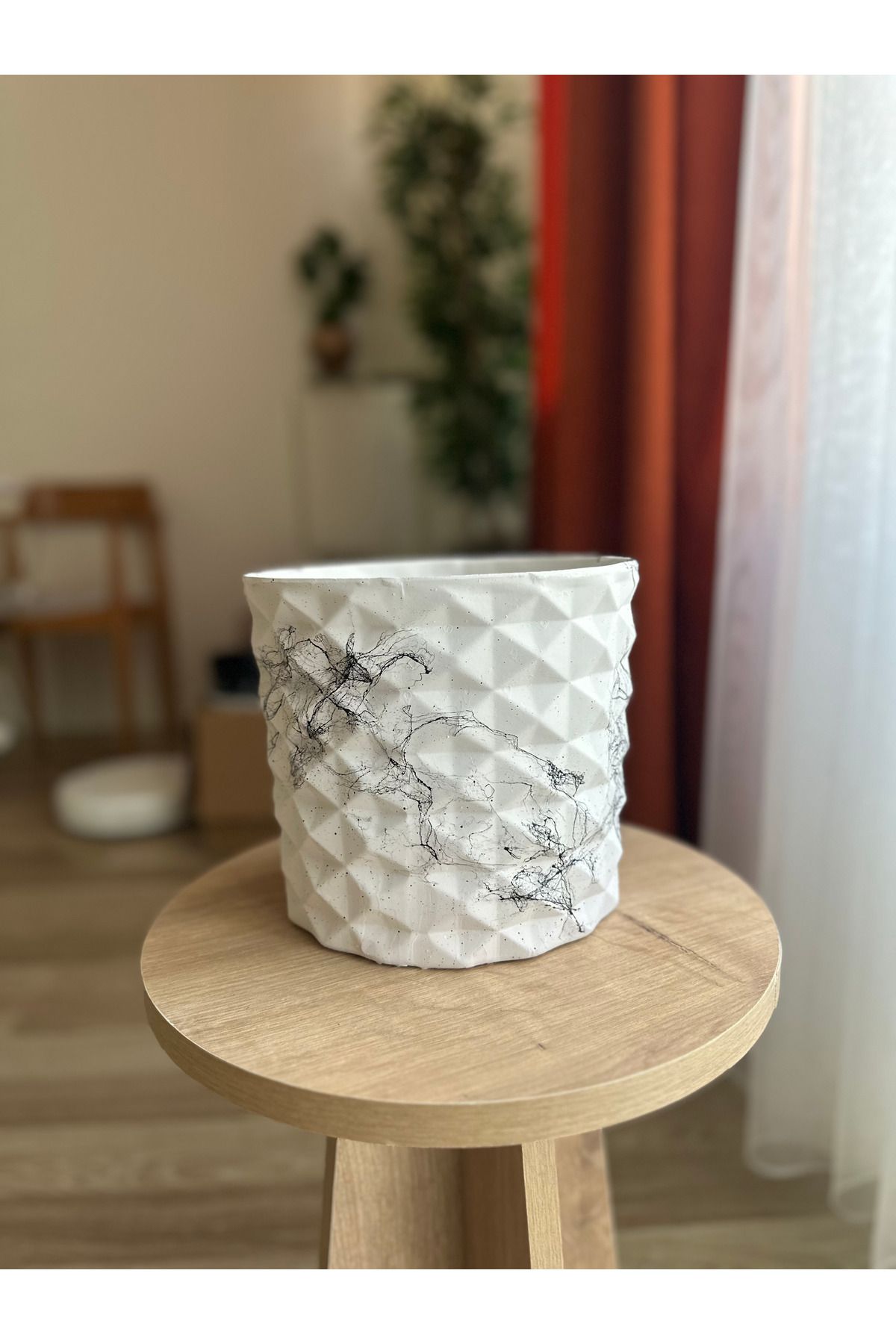 LAVİTTA mermer desenli bitki saksı vazo modern tasarım 19 cm yükseklik 20 cm çap (1 adet)
