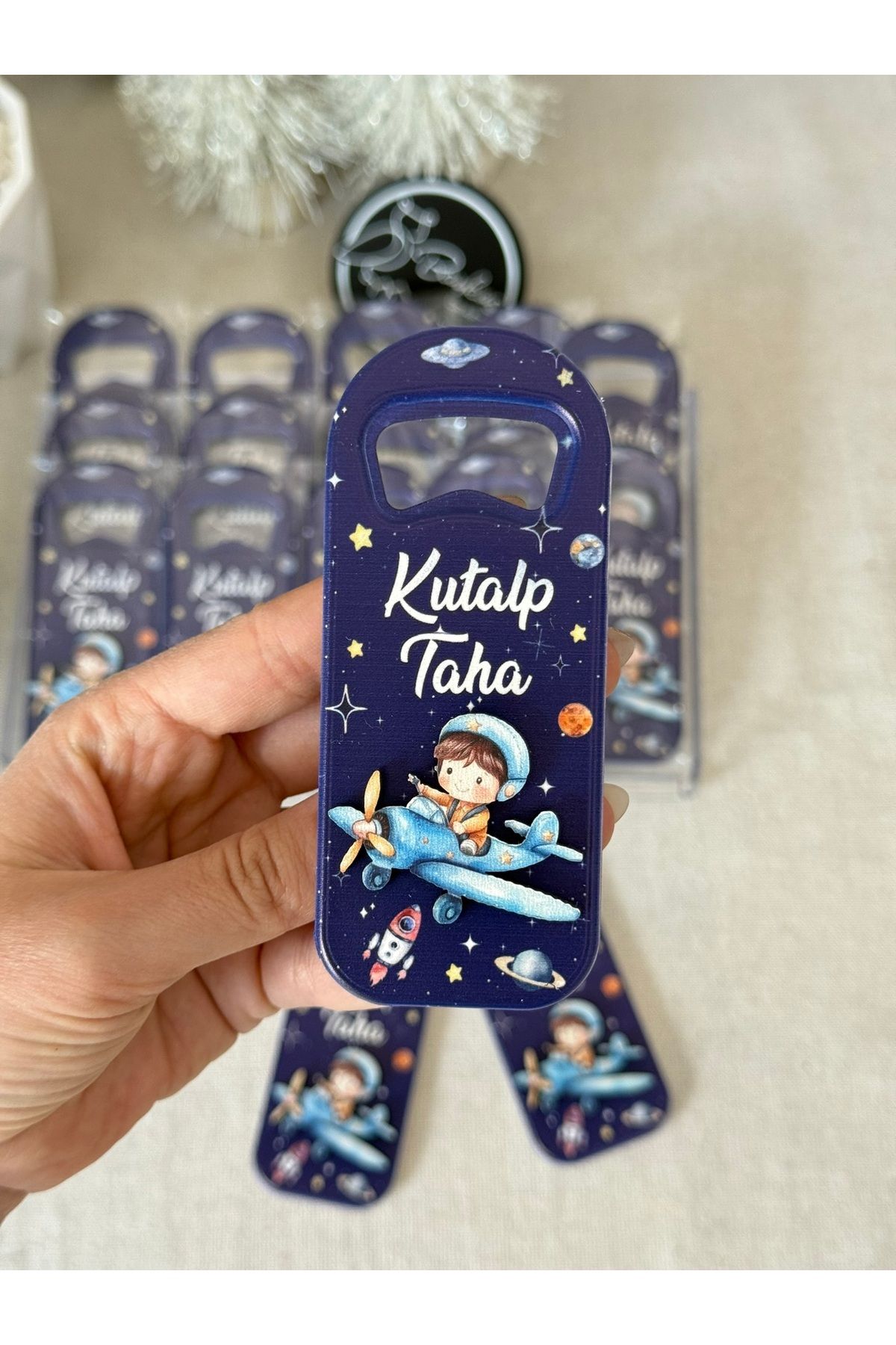 Baykuş Craft Mimarlık 3 Boyutlu Kabartmalı Yeni Doğan Mevlid Hediyelik Erkek Konsept Bebek Açacak Magnet-Pilot- 20 Adet