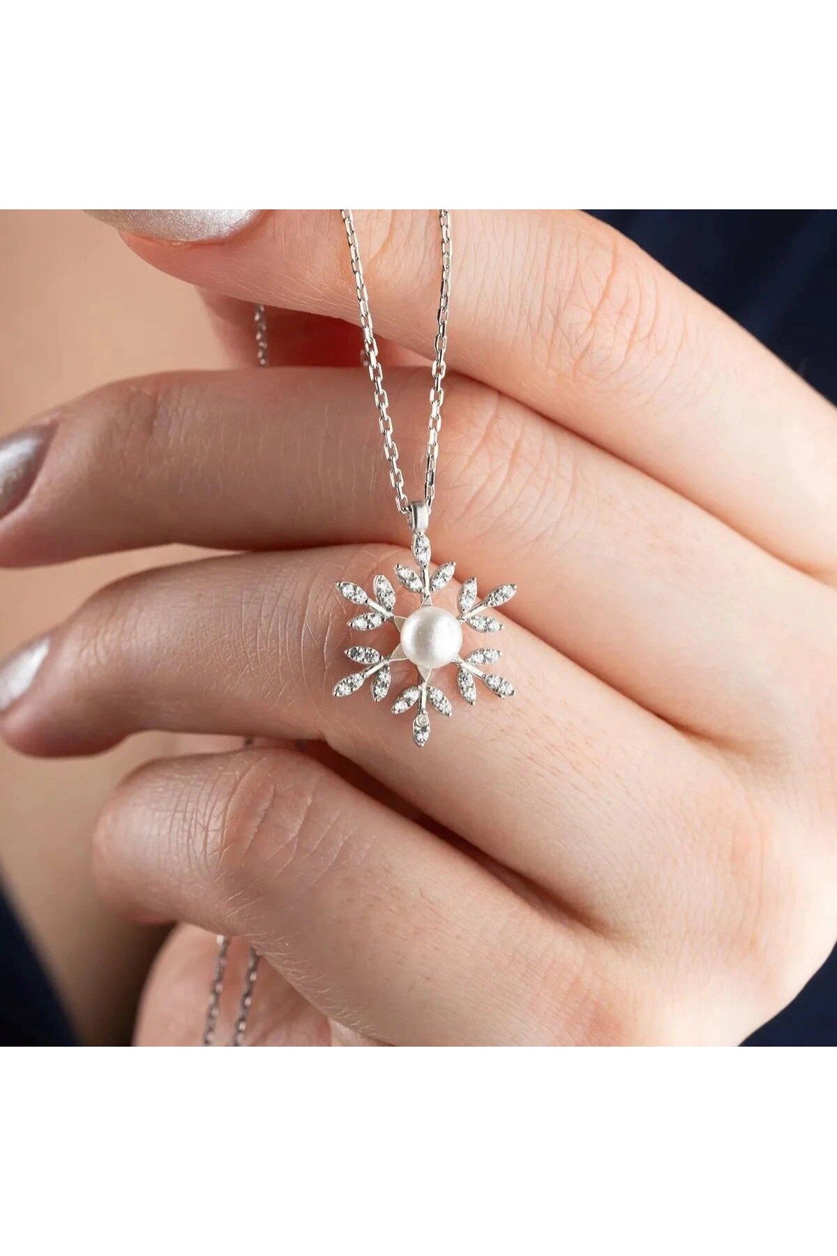 beonejewelry İNCİLİ KAR TANESİ KOLYE | 925 GÜMÜŞ