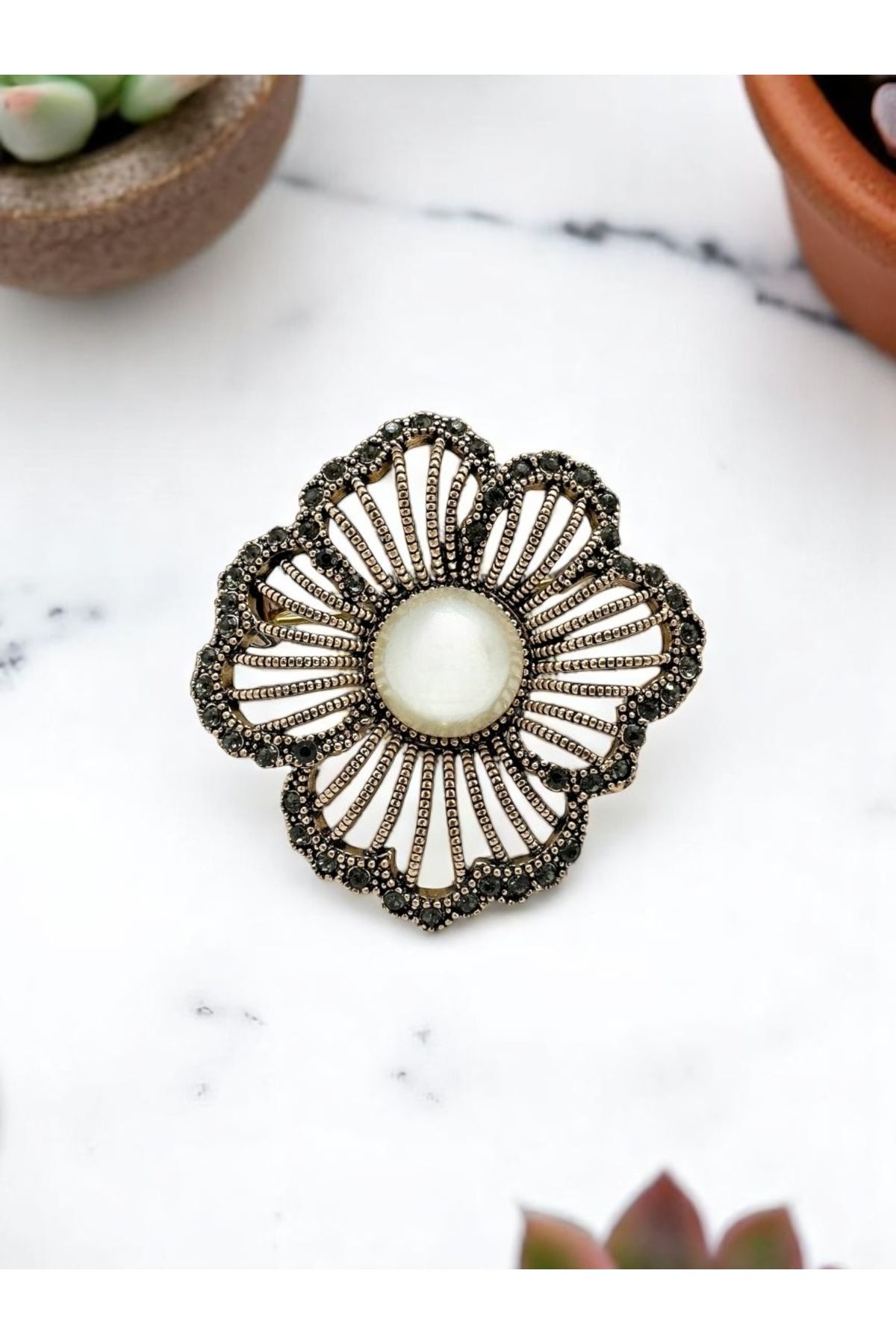 FUYA JEWELLERY Çiçek Broş