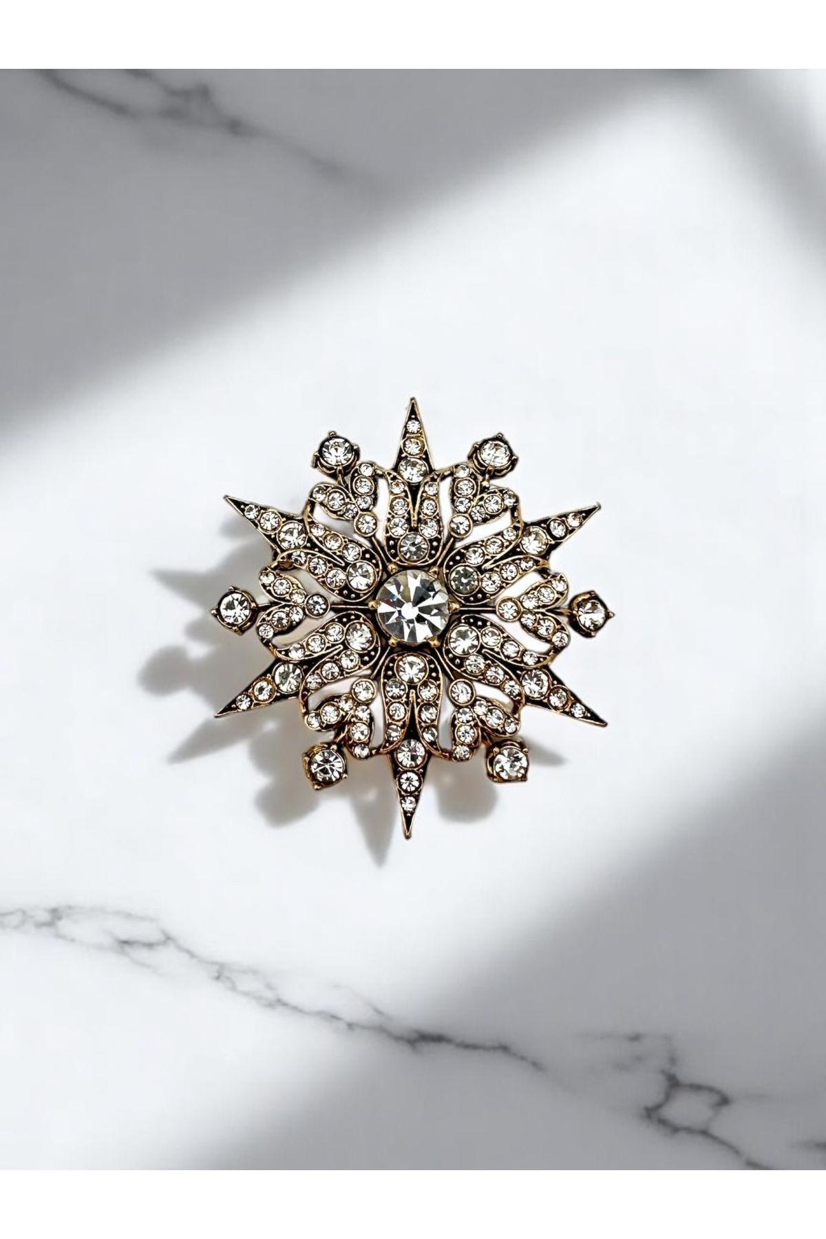 FUYA JEWELLERY Kar Tanesi Broş