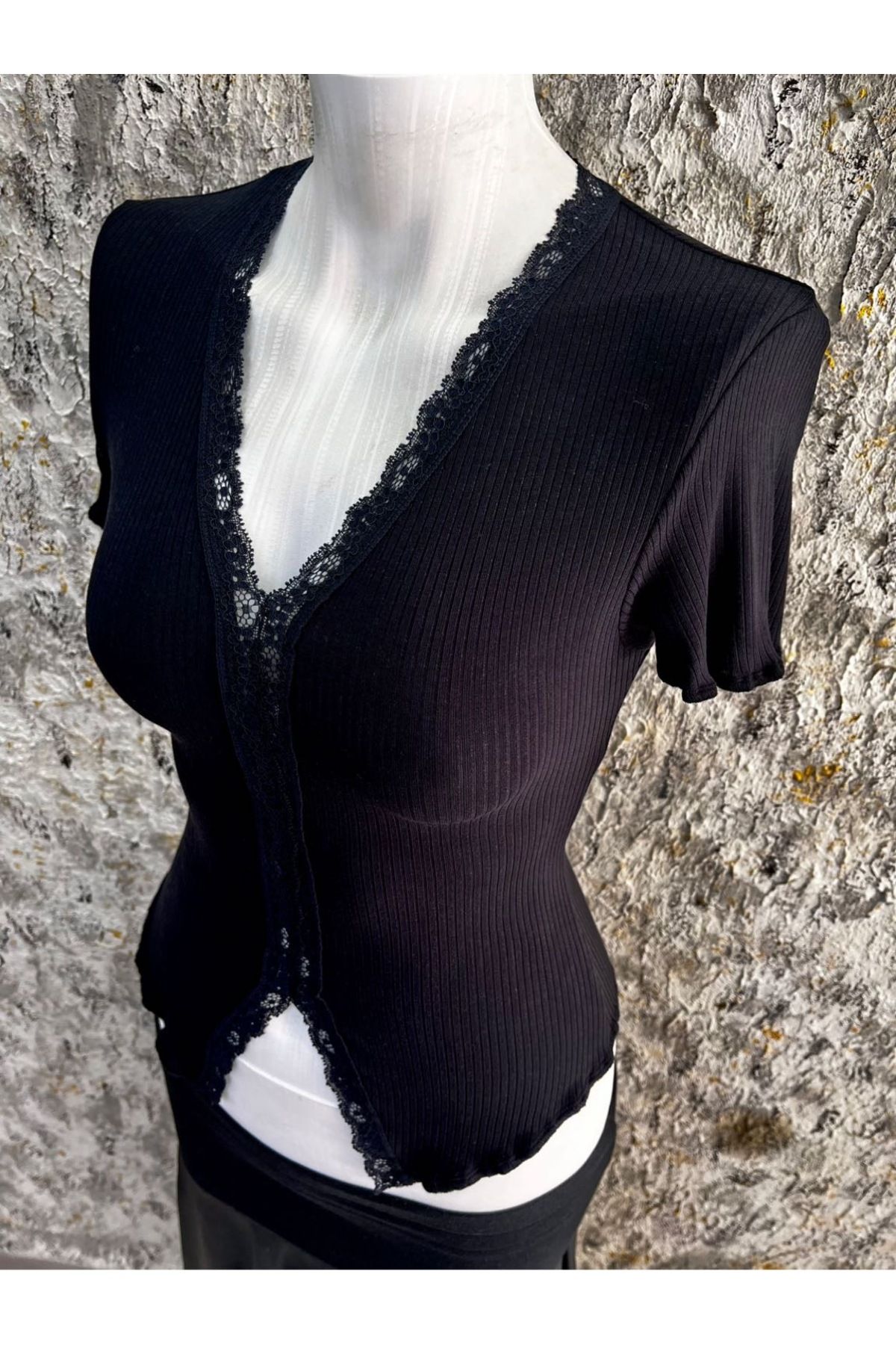 ERSER Siyah Yelek Tarzı Body