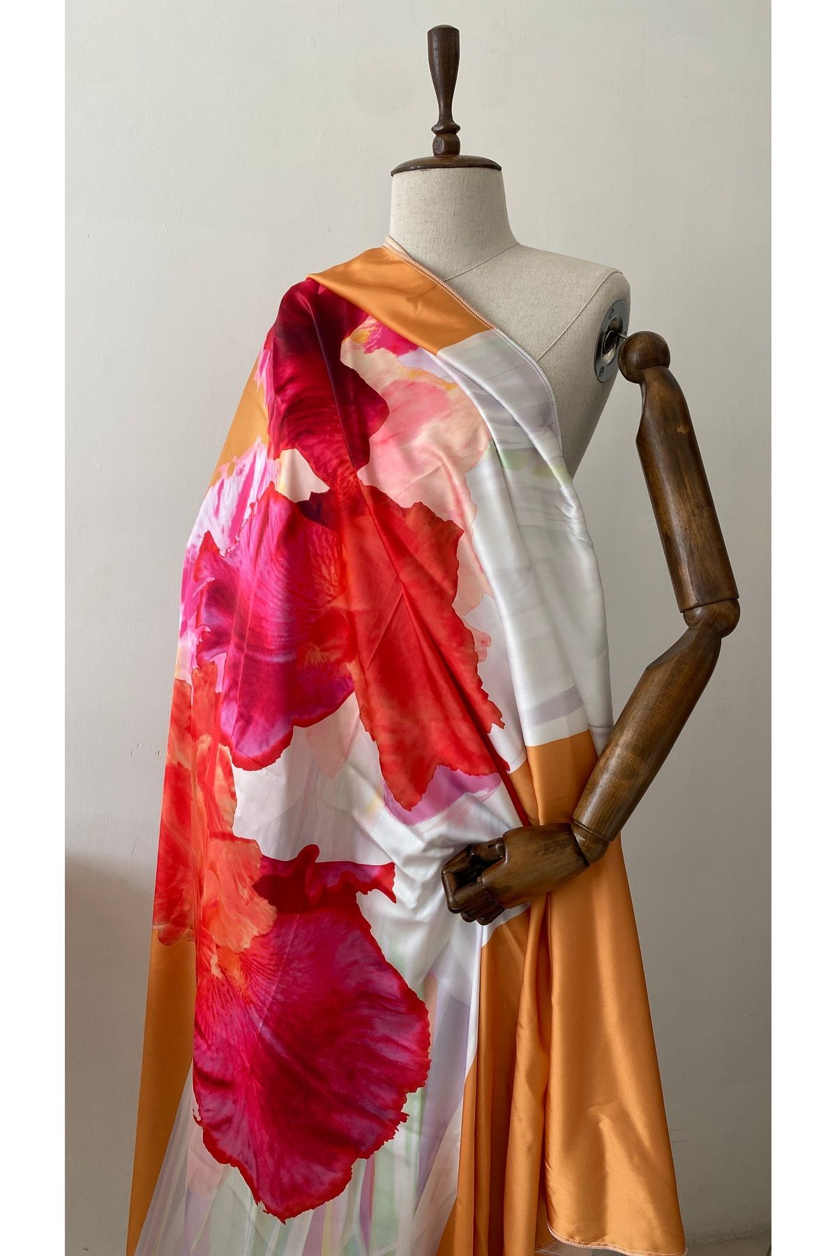 Glowear Atelier Kadın Çok Renkli Saten Uzun Pareo 148X46