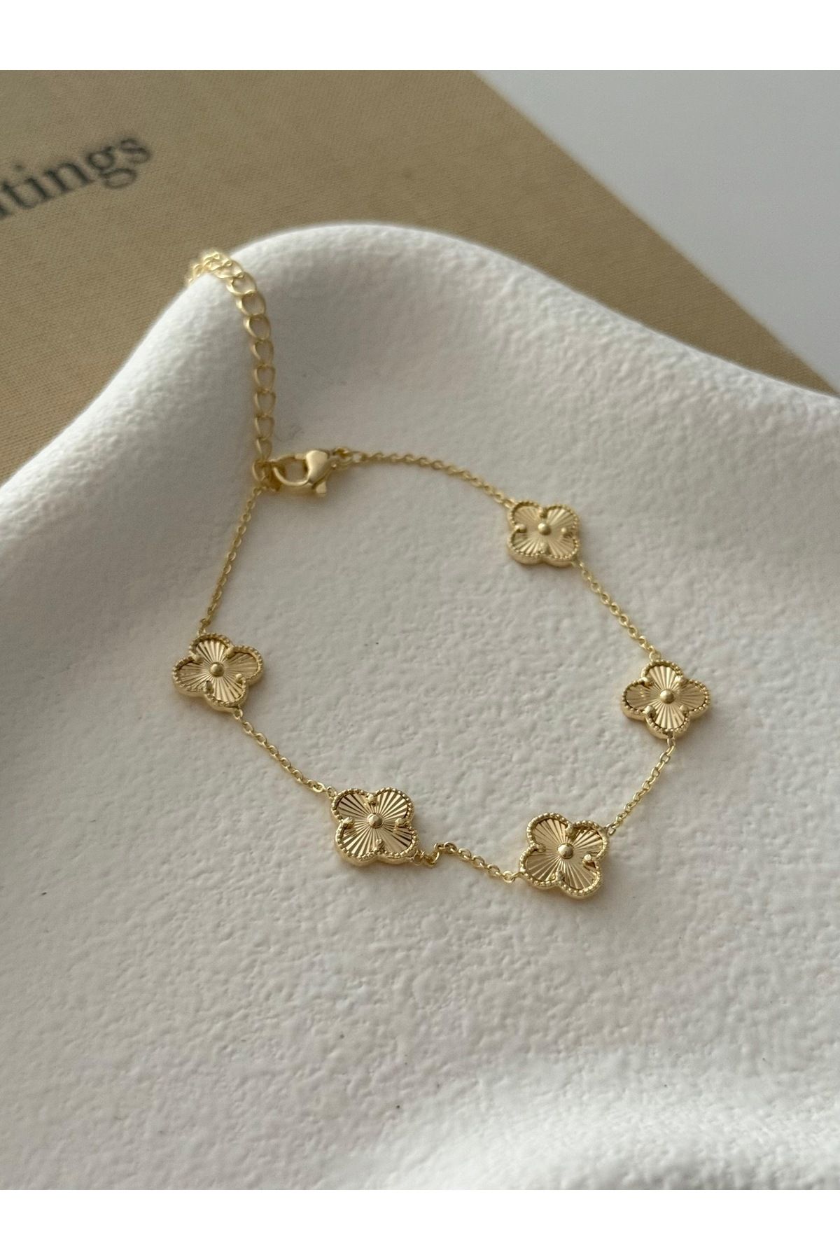 LOVİSA AKSESUAR Çelik Gold Renk Van Cleef Bileklik