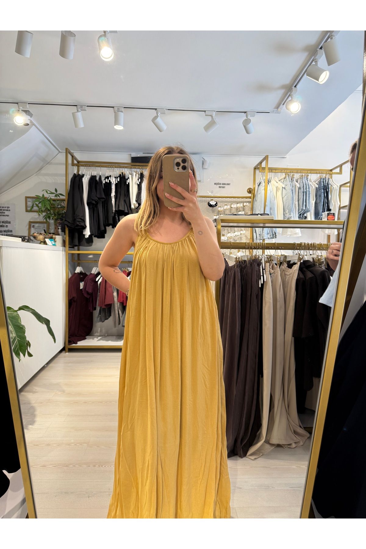 Boutique Mint Hardal Sarısı İnce Askılı Elbise
