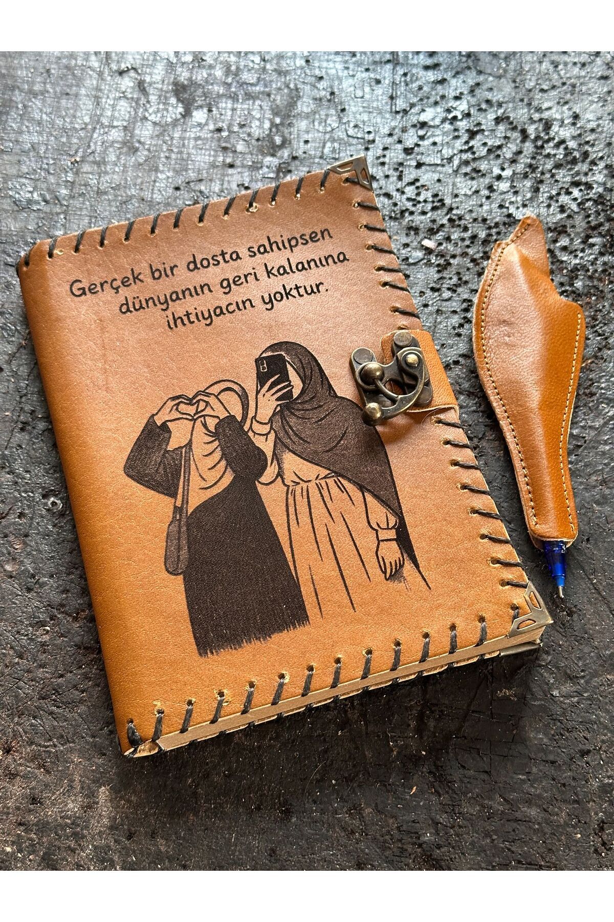 zarif atölye Arkadaş temalı deri defter