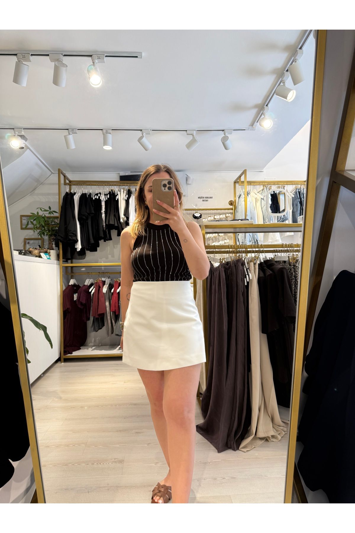 Boutique Mint Beyaz Şort Etek