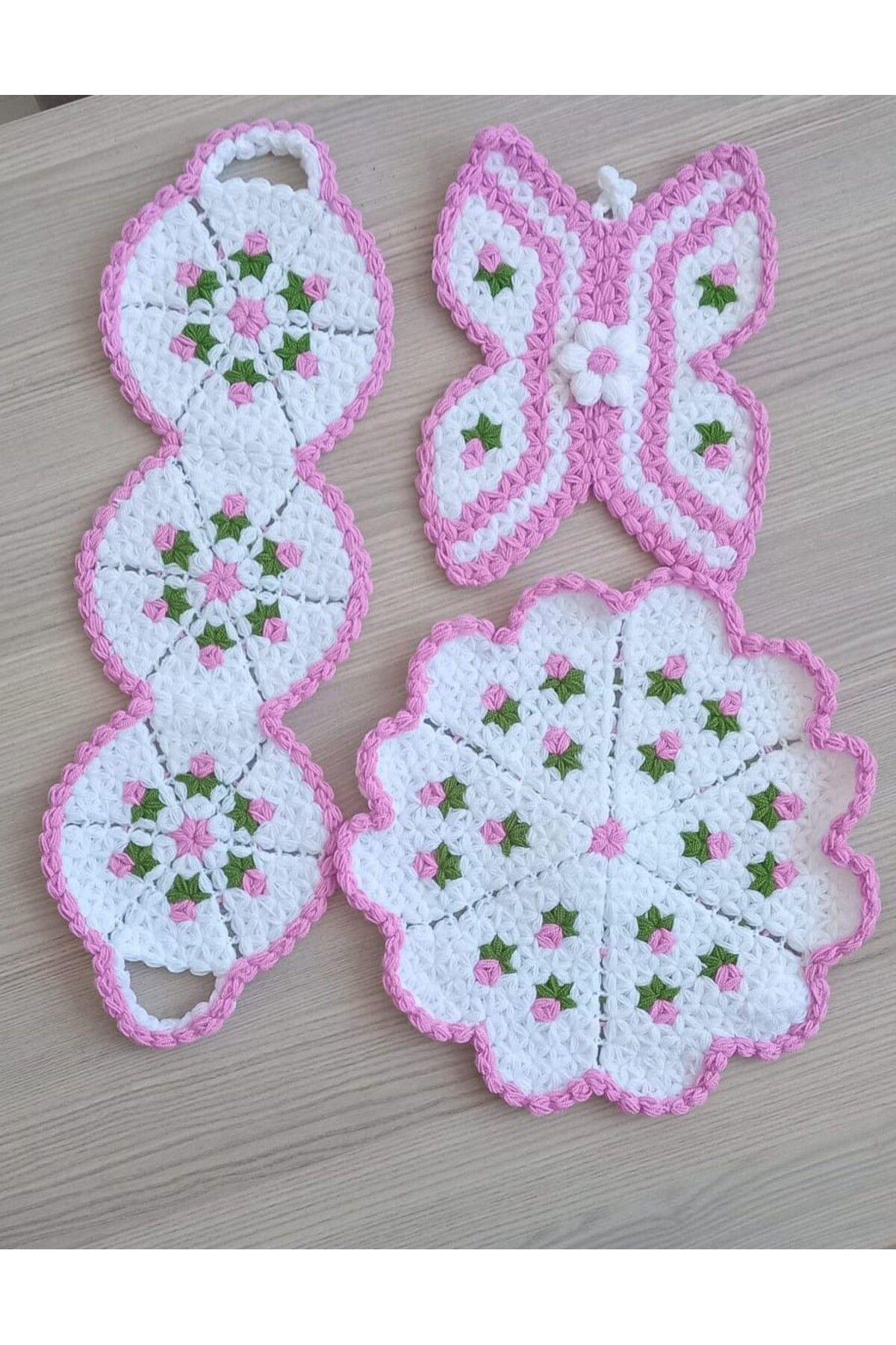 WIB TASARIM EL ÖRGÜSÜ ÇEYİZLİK PEMBE KELEBEK 3 LÜ LİF TAKIMI