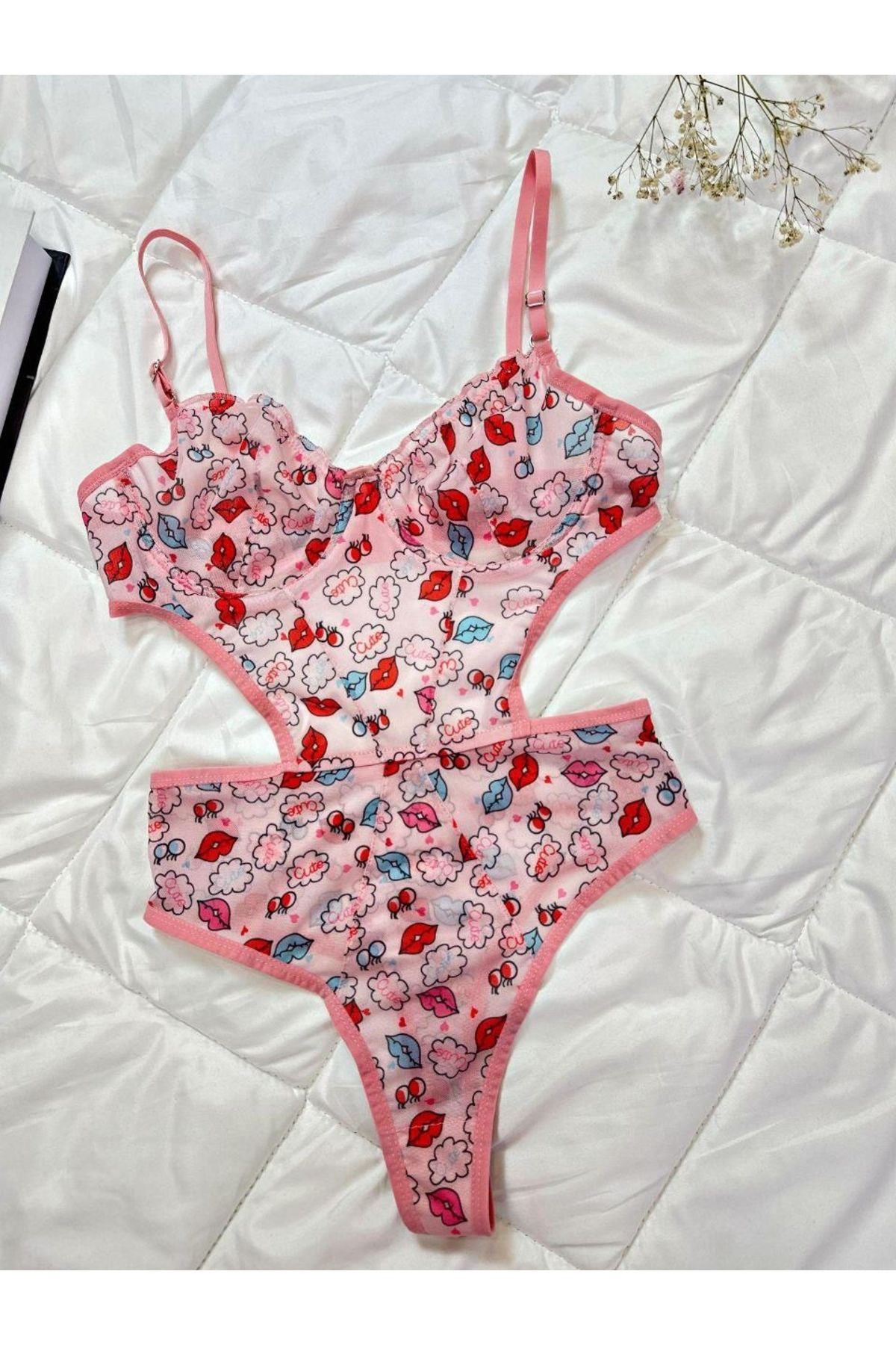 bamido Öpücük Desenli Pembe Bodysuit