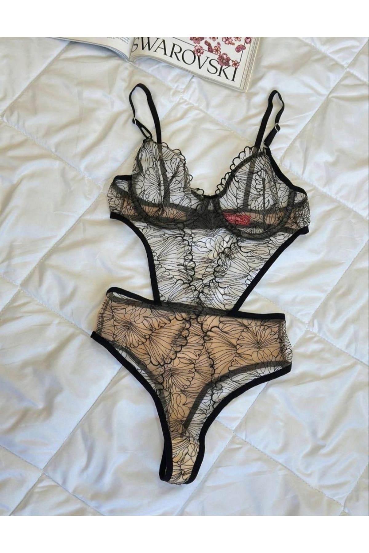 bamido Desenli Ten Siyah Bodysuit