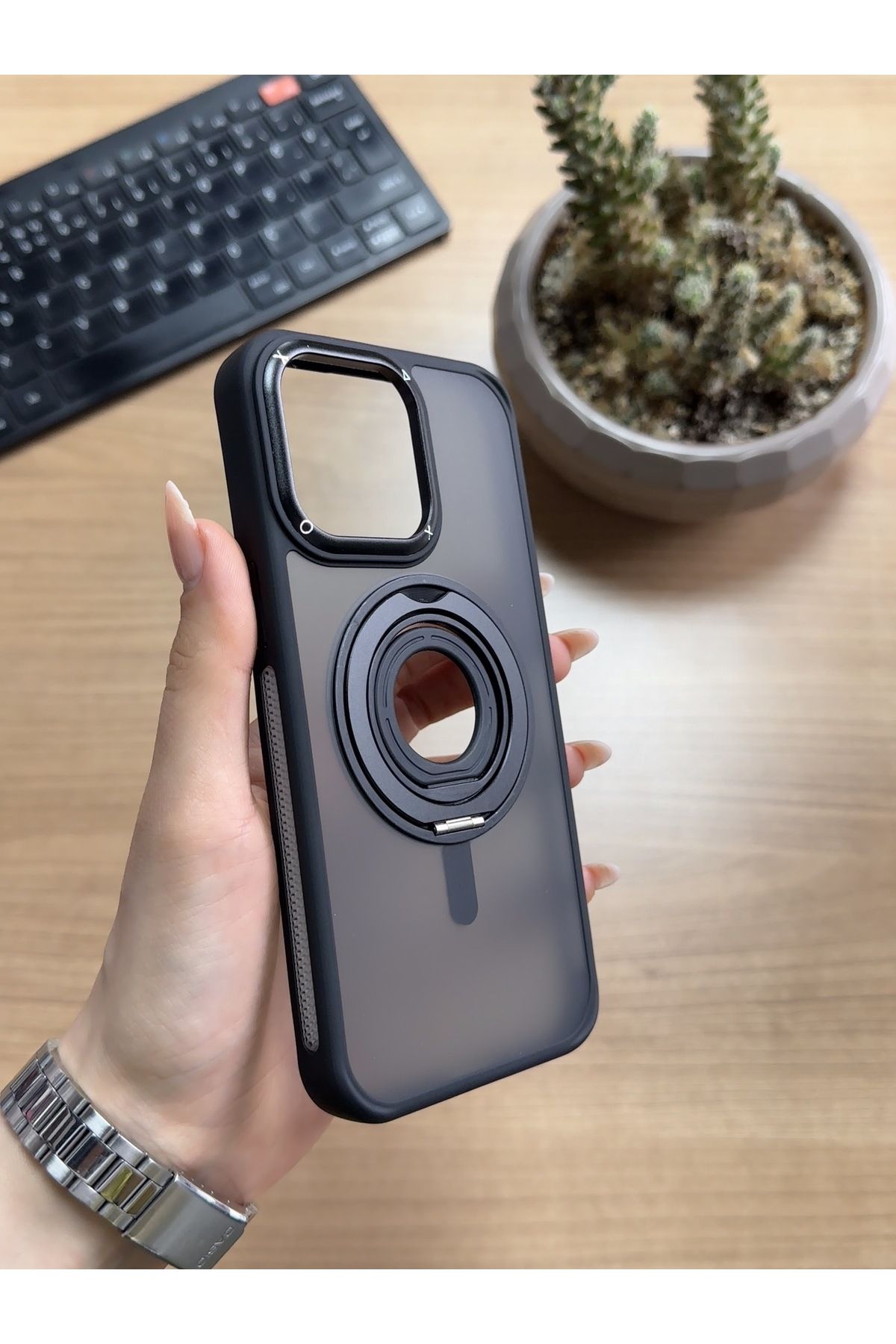 MTL iPhone 14 Pro Max Standlı Ve Yüzüklü MagSafe Kılıf Soocase721