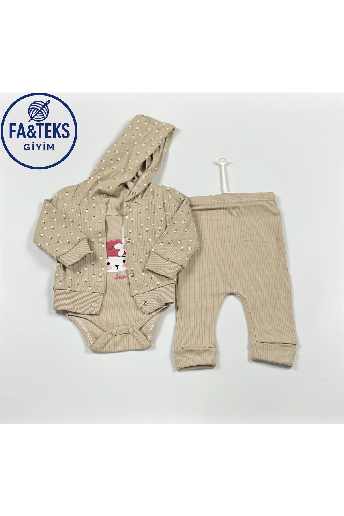 Butik Yenidoğan Çiçek Detaylı Kız Bebek Takımı 3'lü |Kapşonlu Ceket|Çıtçıtlı Üst|Pantolon|