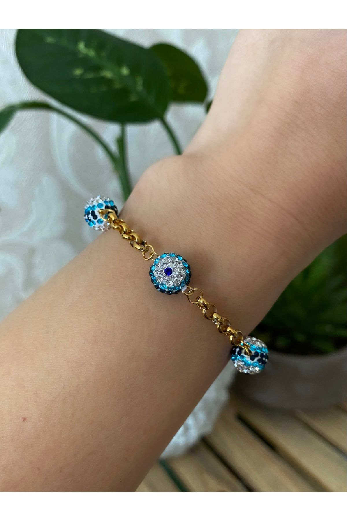 Petek Collection Taşlı Top Nazar Boncuklu Çelik Bileklik (14K altın rengi)