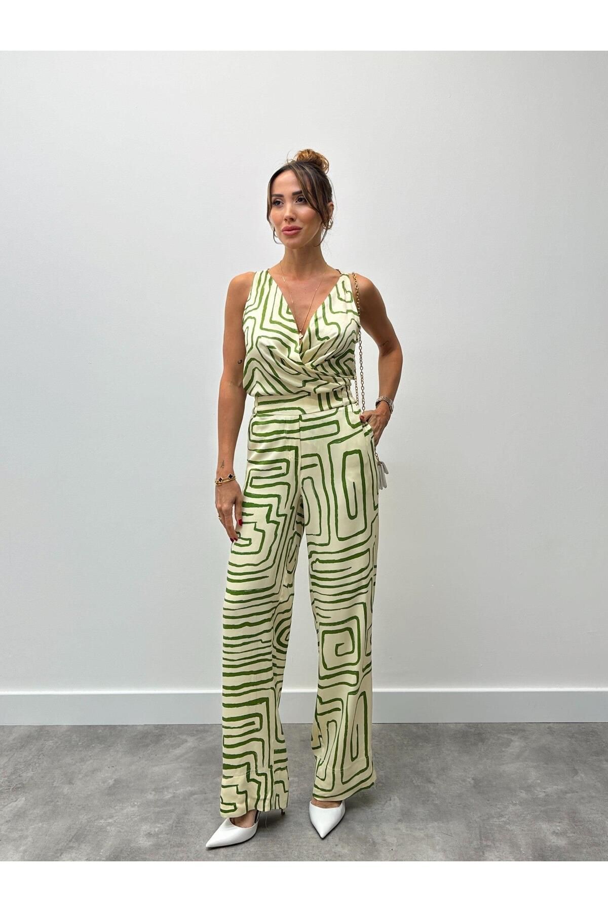 Maldia Shop Kadın Modern Desenli Yeşil Bluz Pantolon Takım