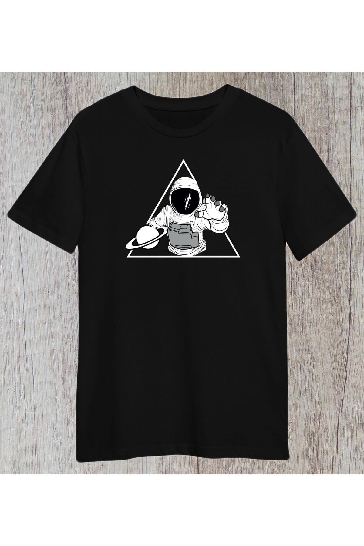 donamod Unisex Astronot Saturn Özel Tasarım Regular Siyah Tshirt