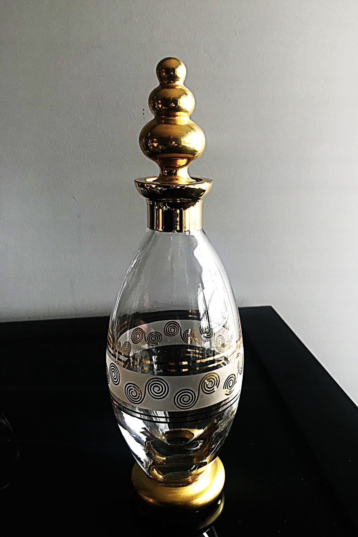 DECOSTYLE Paşabahçe gold Şişe el yapımı 650 cc altın suyu ile fırınlanmış