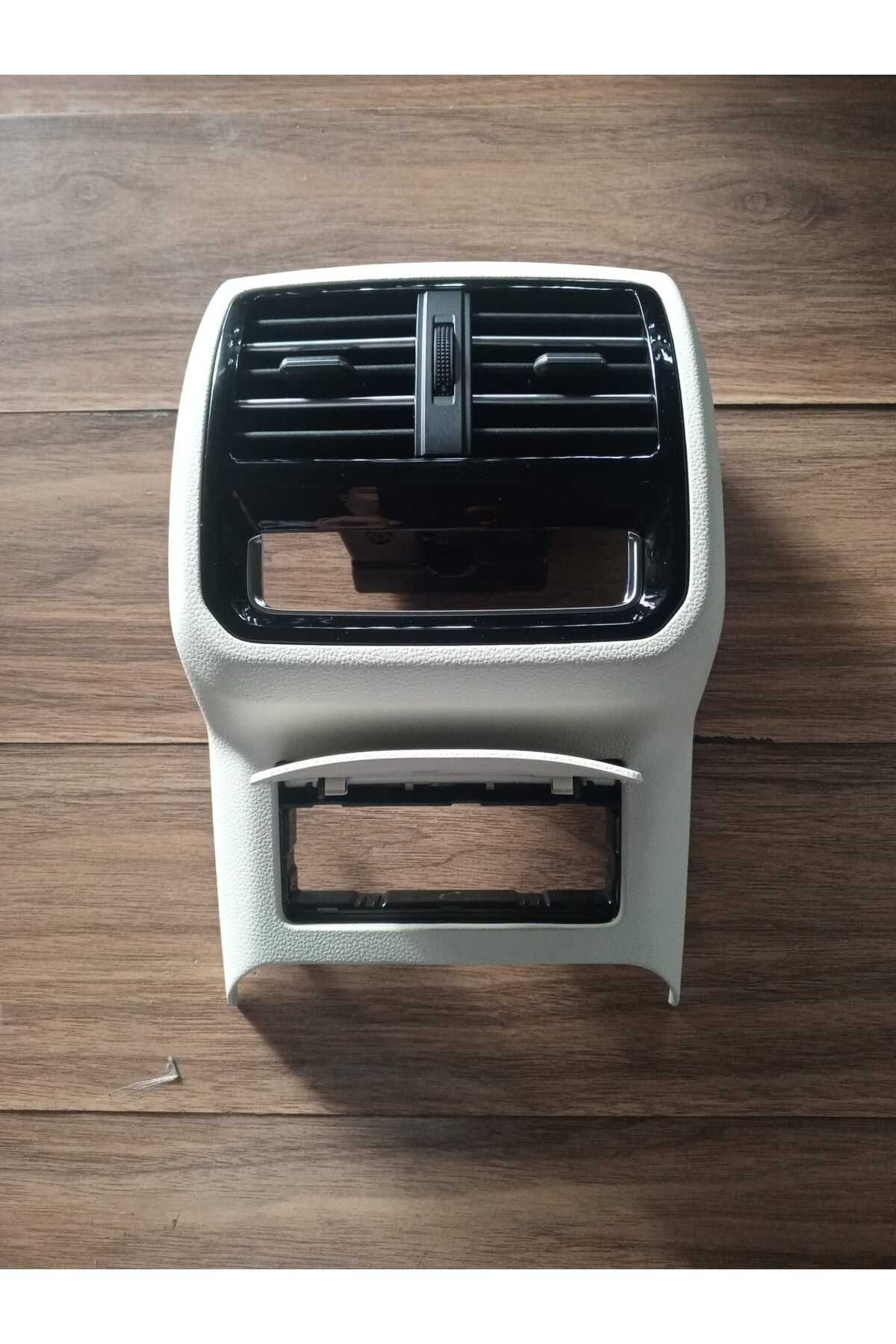 Volkswagen VW VOLKSWAGEN PASSAT B8 KOL DAYAMA ARKA KALORİFER IZGARASI OEM 3G0864298K MODEL 2015-2023