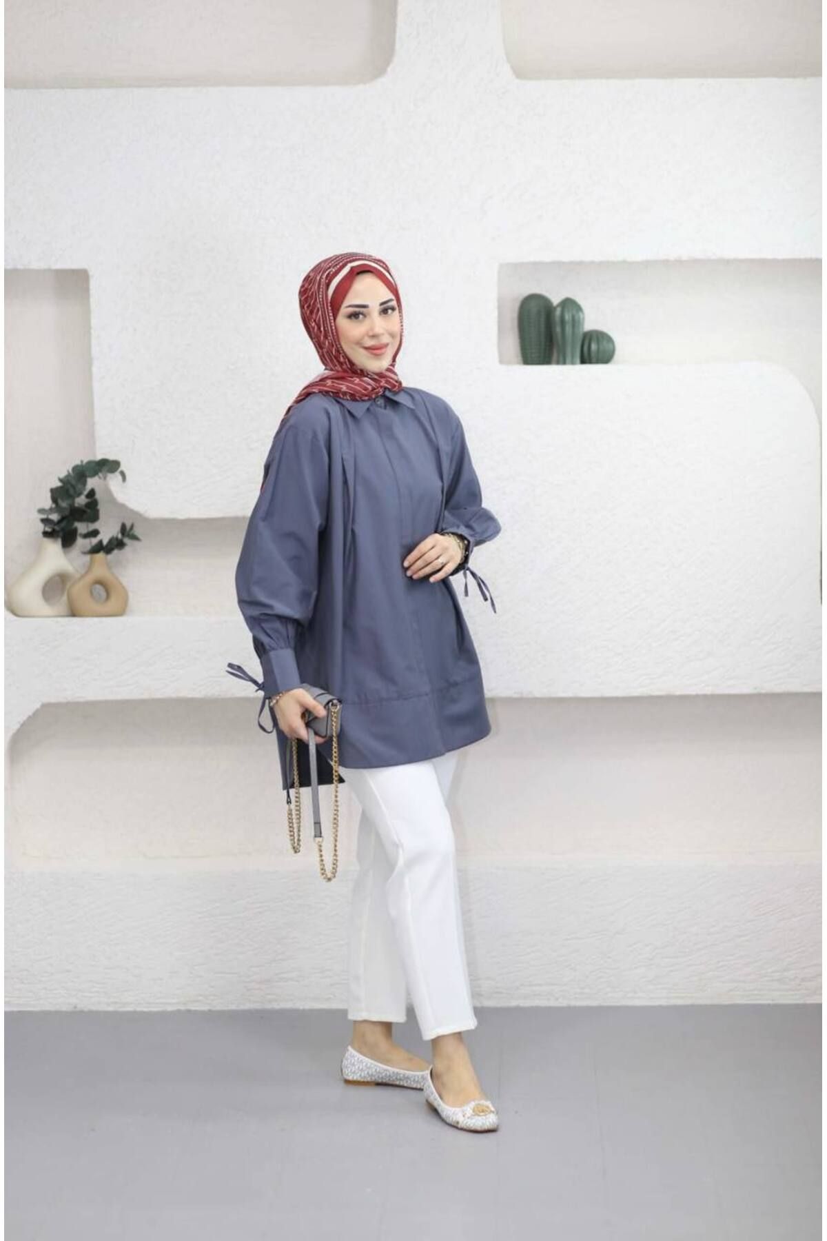 Suede Style 8511 - Poplin Pileli Gizli Düğmeli Kadın Gömlek
