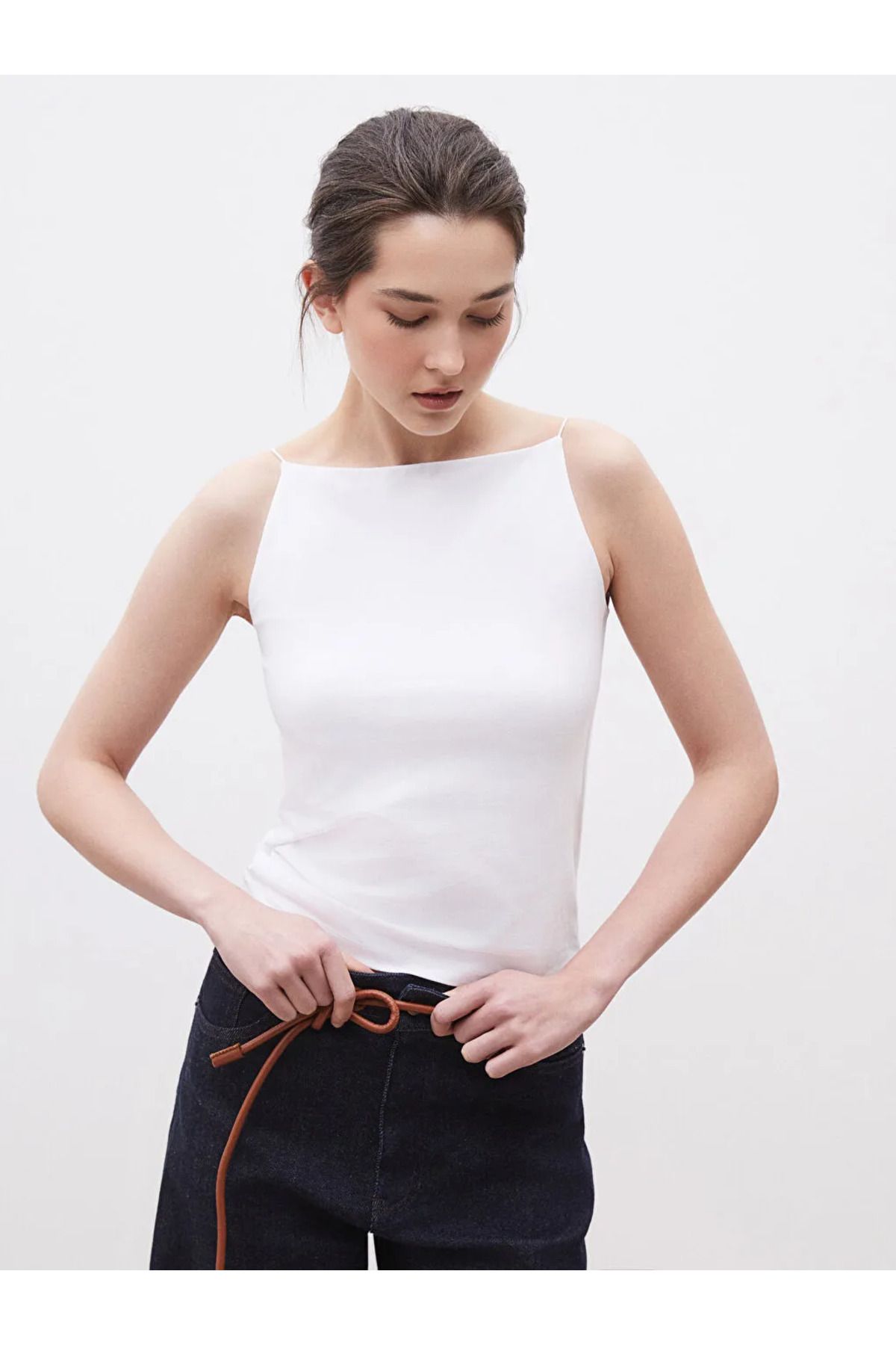 LC Waikiki Soulife Beyaz Halter Yaka Kadın Atlet