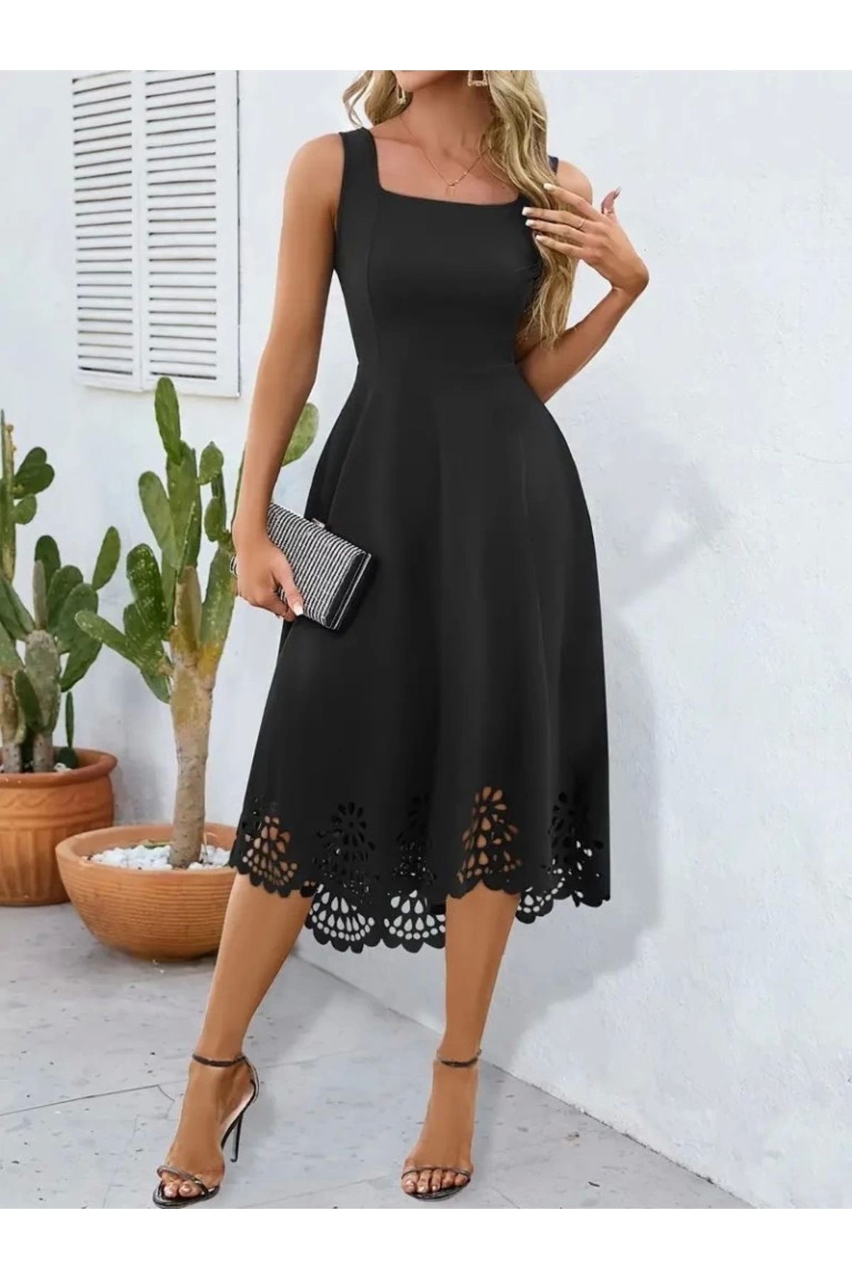 Butik Kadın Askılı Geometrik Yaka çiçek Lazer Kesim Ithal Krep Elbise