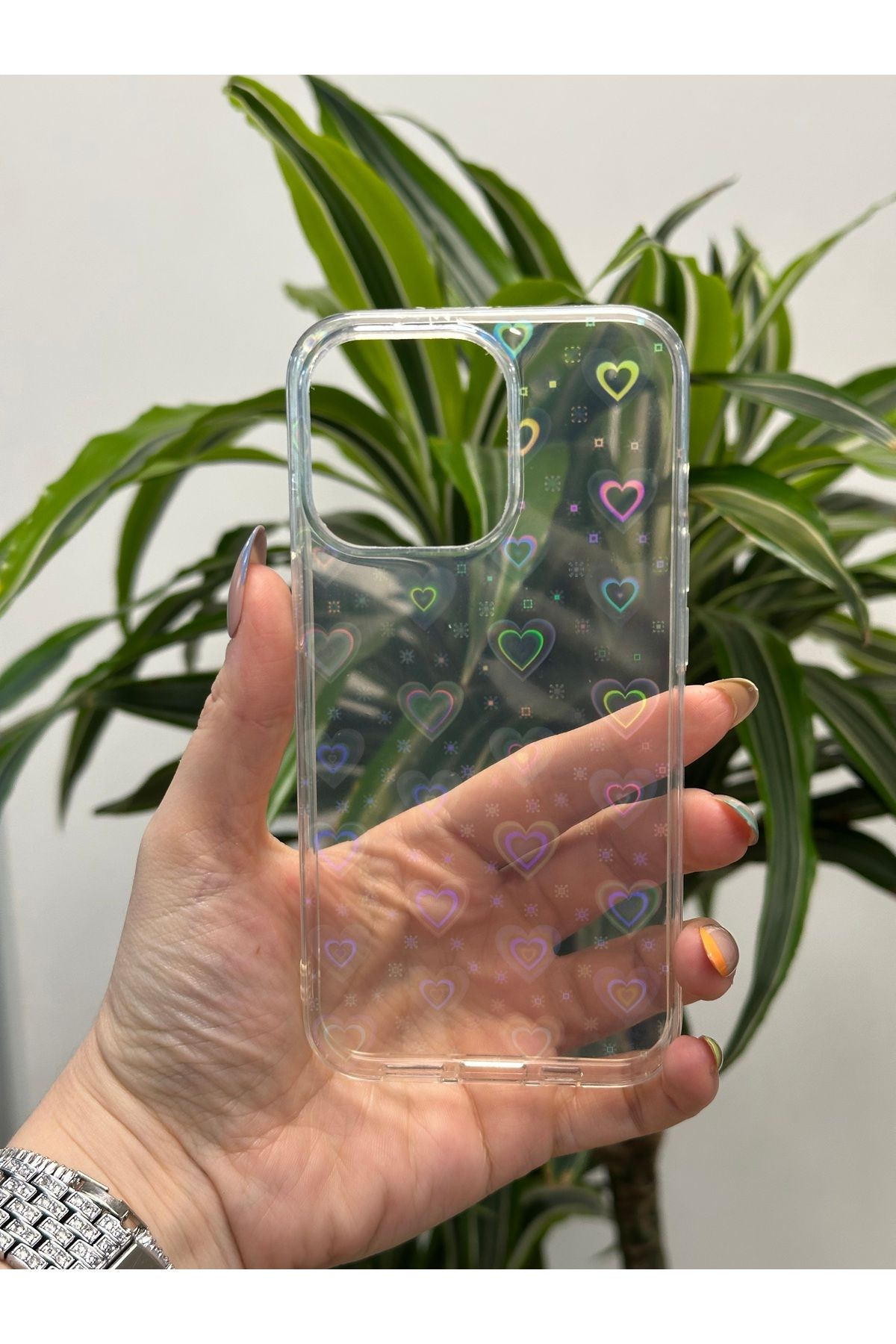 Qans Bilisim İphone 13 Pro Şeffaf Hologramlı ve Kalpli Silikon Kılıf