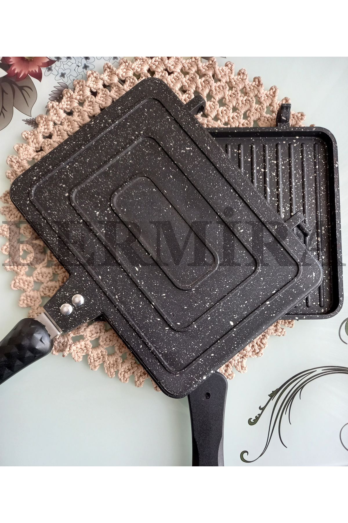 BERMİRA Home Collection Bermira Granit Döküm Ocak Üstü El Tost Makinesi 25 Cm X 18 Cm
