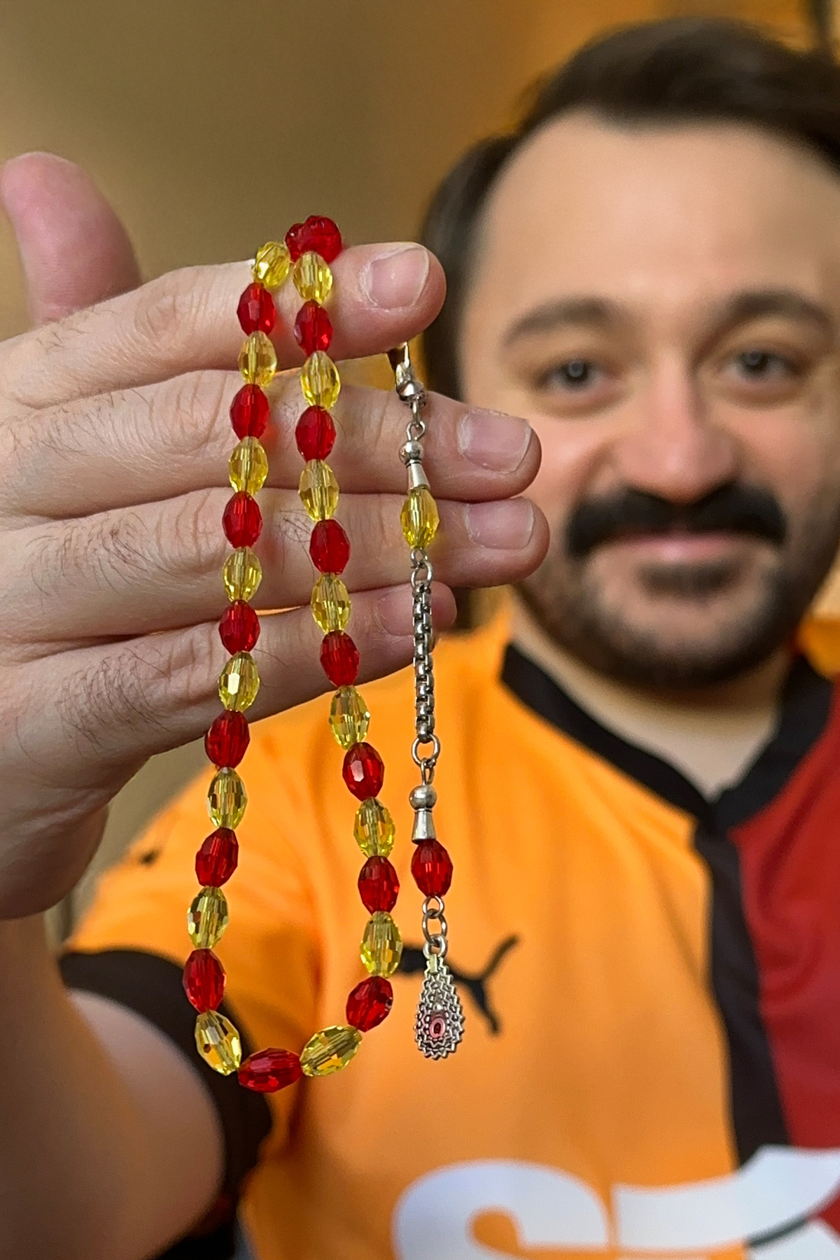 Taraftar Temalı Sarı Kırmızı Kristal Tespih