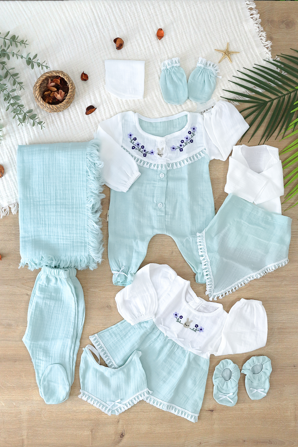 Sitilin Kız Bebek Yenidoğan Müslin Yeşil 10 Lu Lüks Hastane Çıkışı Zıbın Seti STL6990 fotoğrafı 4 (önizleme)