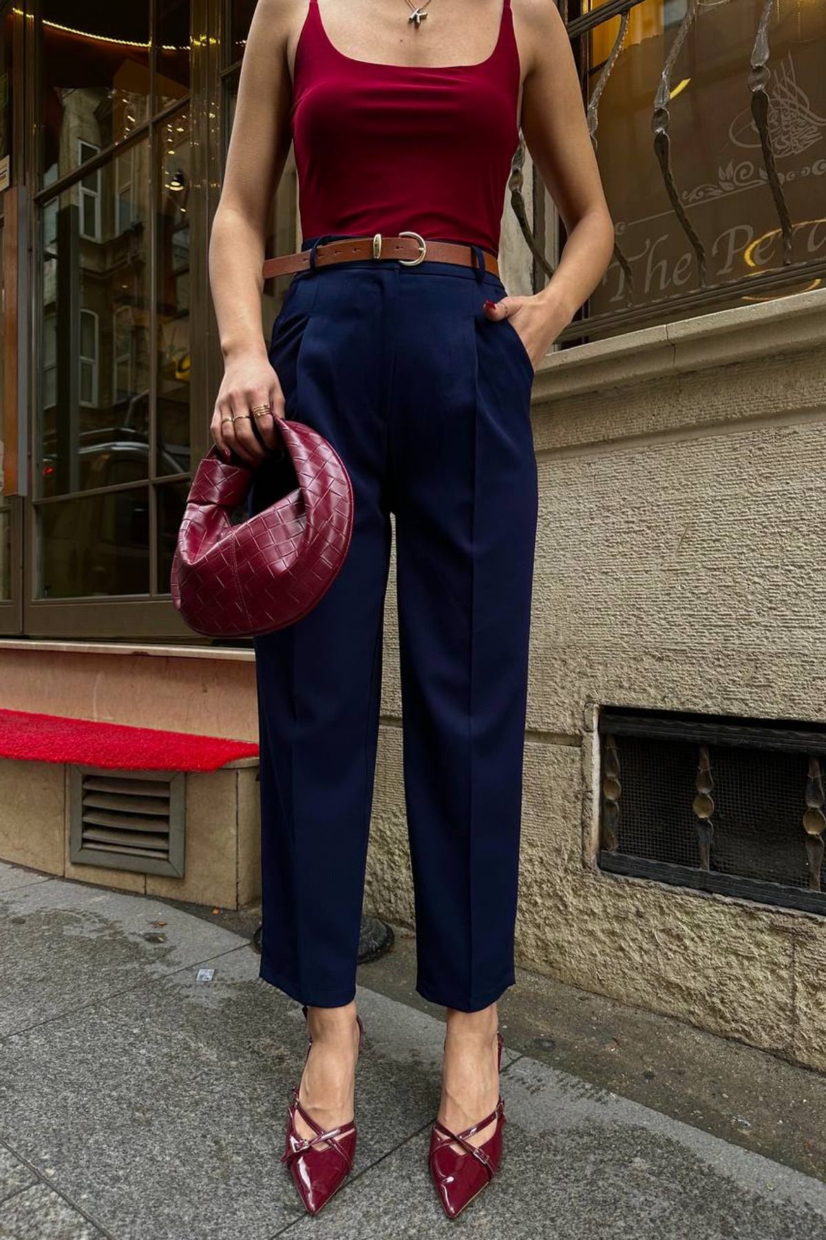 rşnmoda Kadın Dar Paça Pileli Beli Lastikli Kemerli Mevsimlik Kumaş Havuç Pantolon