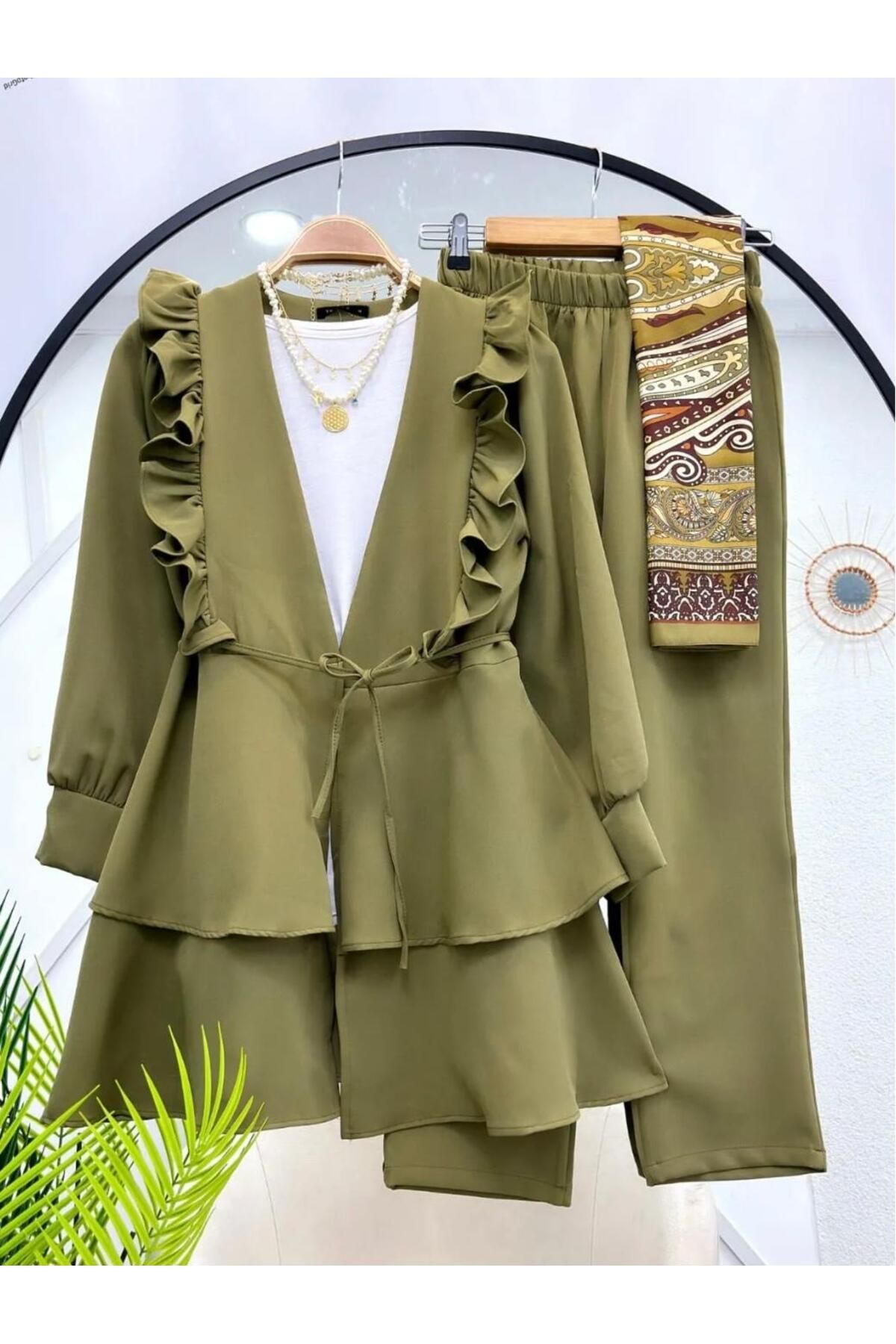 MODA Kadın Nilüfer Fırfırlı Klasik İkili Takım