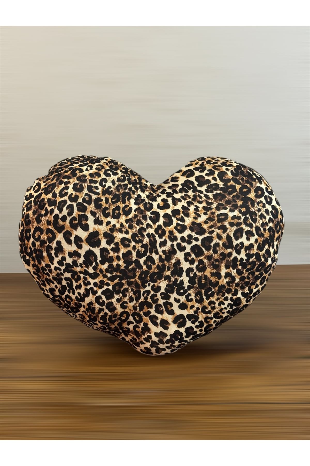 happyteks boutique Leopar kalp kırlent