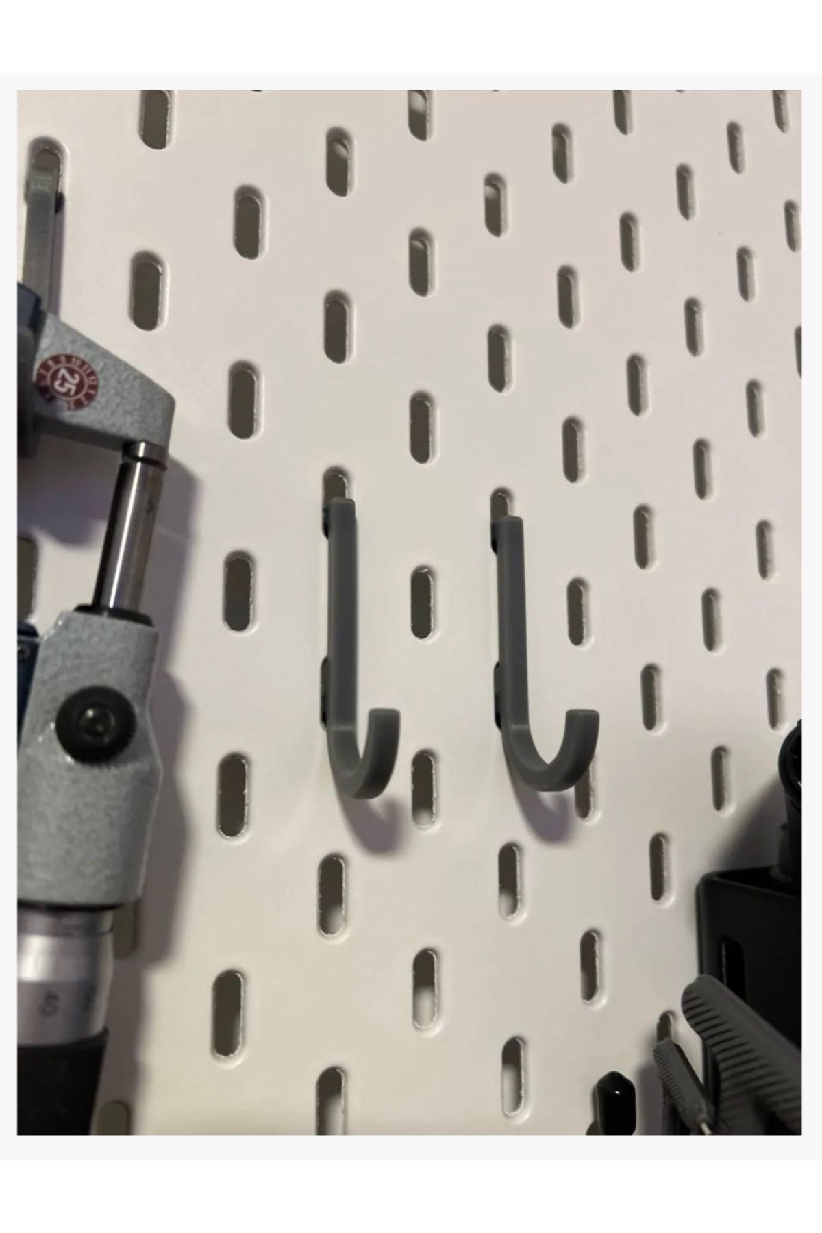 3dmakers-Skadis Panel Compatible 3-Piece Hanger Hook Set – Rational Solution for a Tidy Workspace! 2