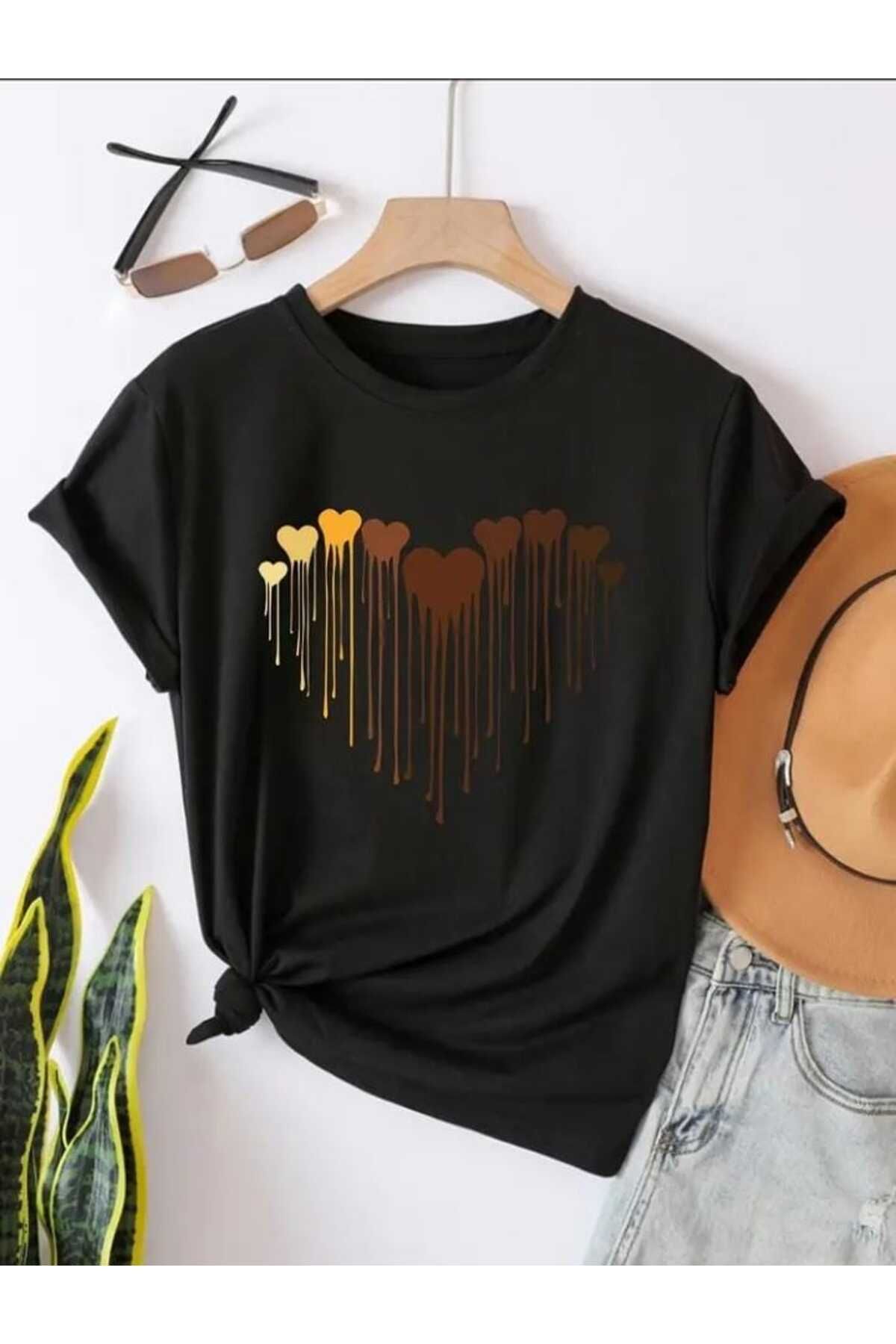 TekTarzz Unisex Renkli Kalp Baskı Tasarımlı Trend Tshirt