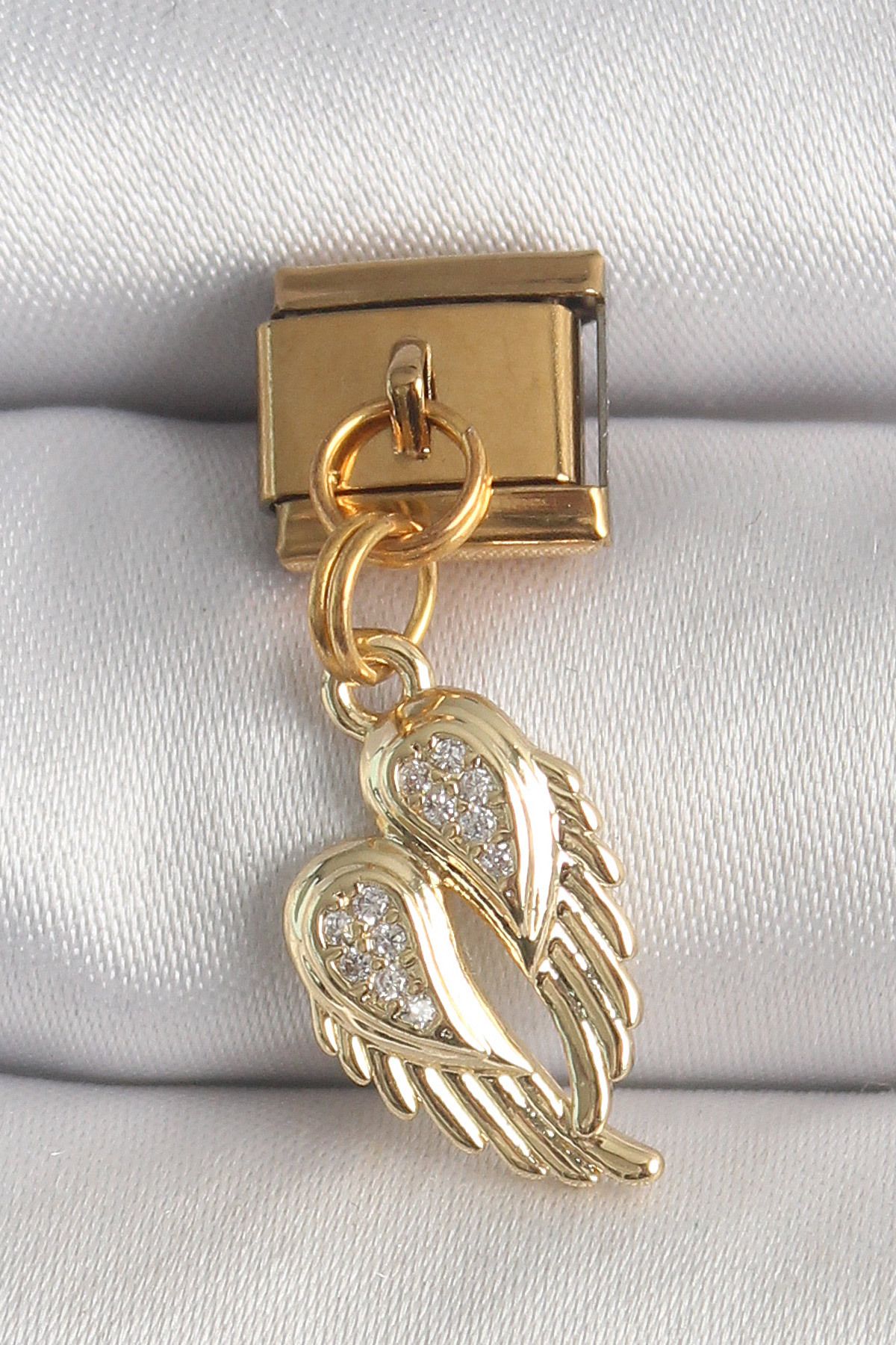 Maristas Çelik Gold Renk Sallantı Zirkon Taşlı Kanat Model Nominationn Charmm