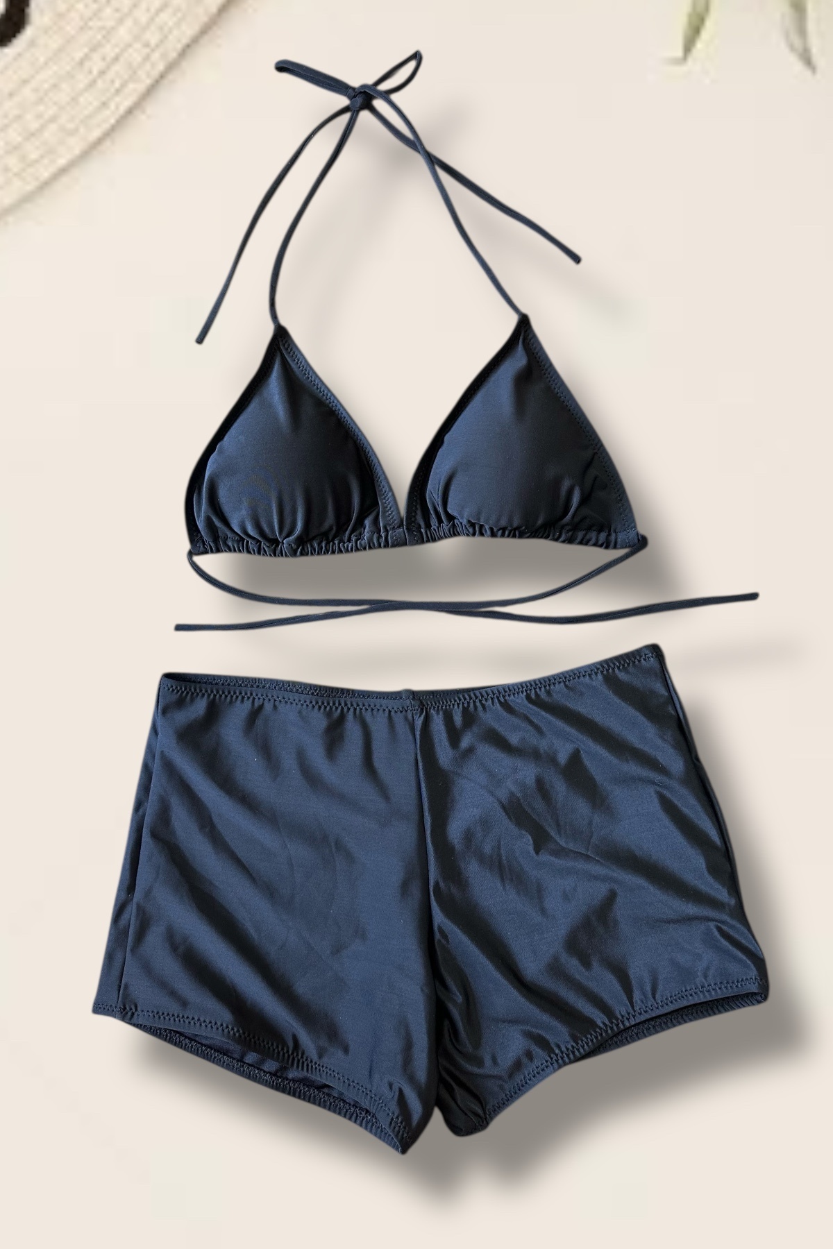 Nilmay mayo Kadın Üçgen Şortlu Bikini Takımı