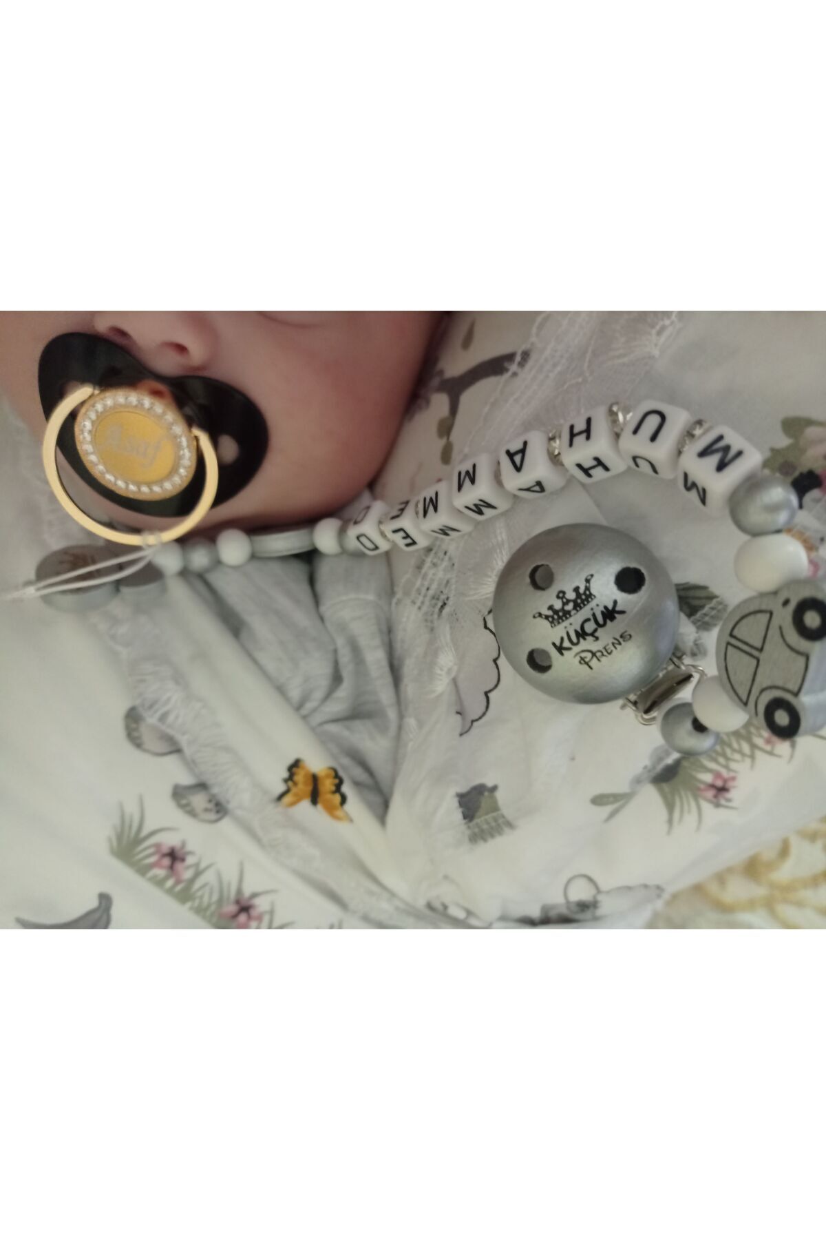 Sahi Aksesuar Isimli Bebek Emzik Zinciri Ve Isimli Silikon Emzik Seti fotoğrafı 4 (önizleme)